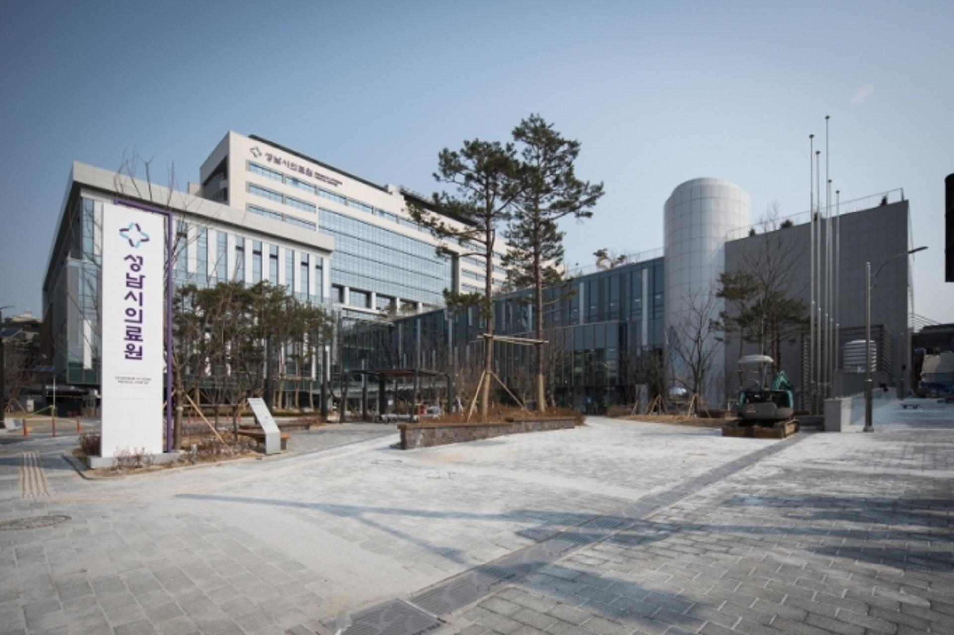 성남시의료원, 소속 의사 코로나19 확진판정