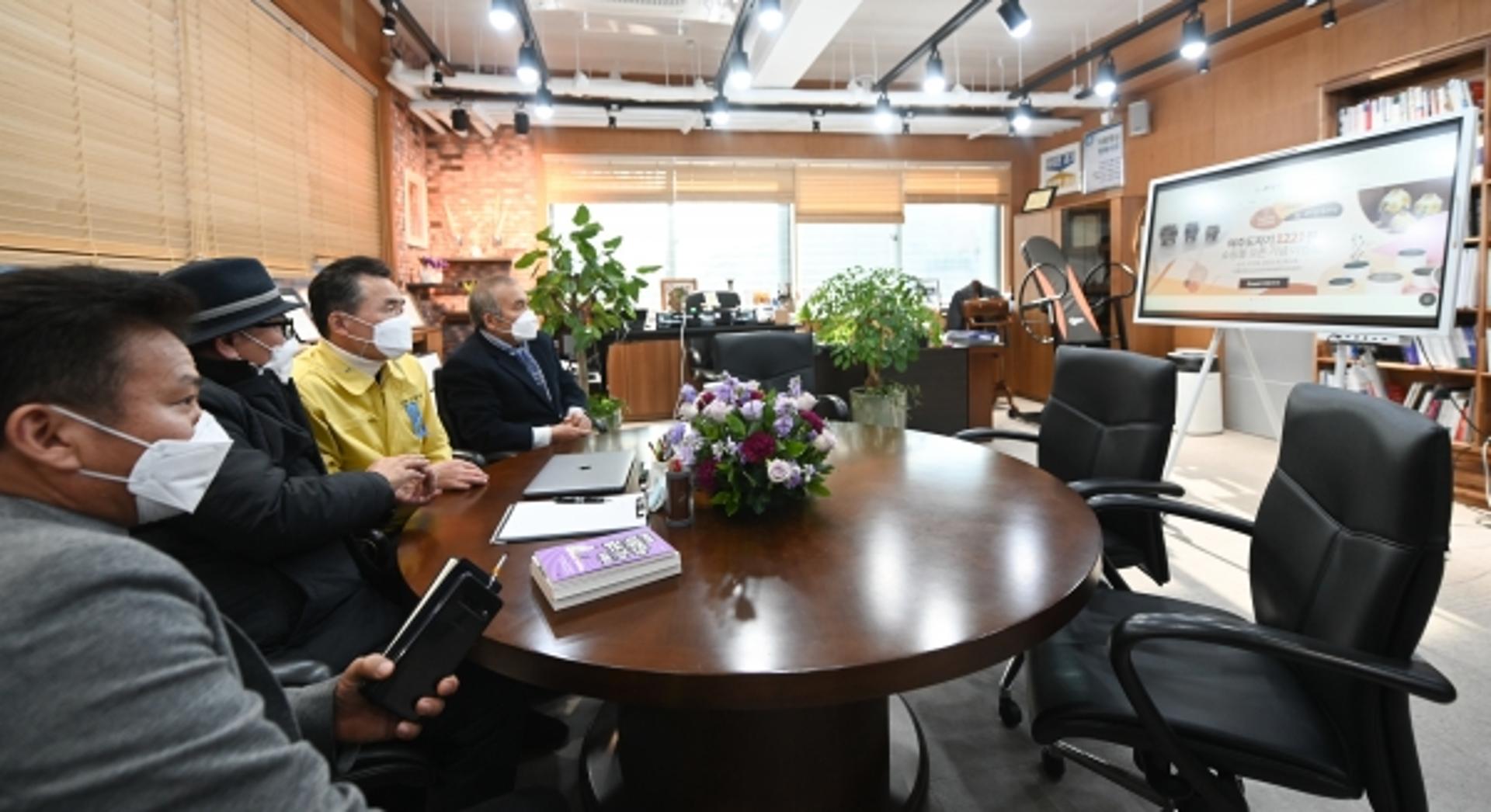 여주시, 온라인몰 ‘여주도자기플랫폼’ 오픈…이항진 시장 "여주도자산업 활력 되찾을것"