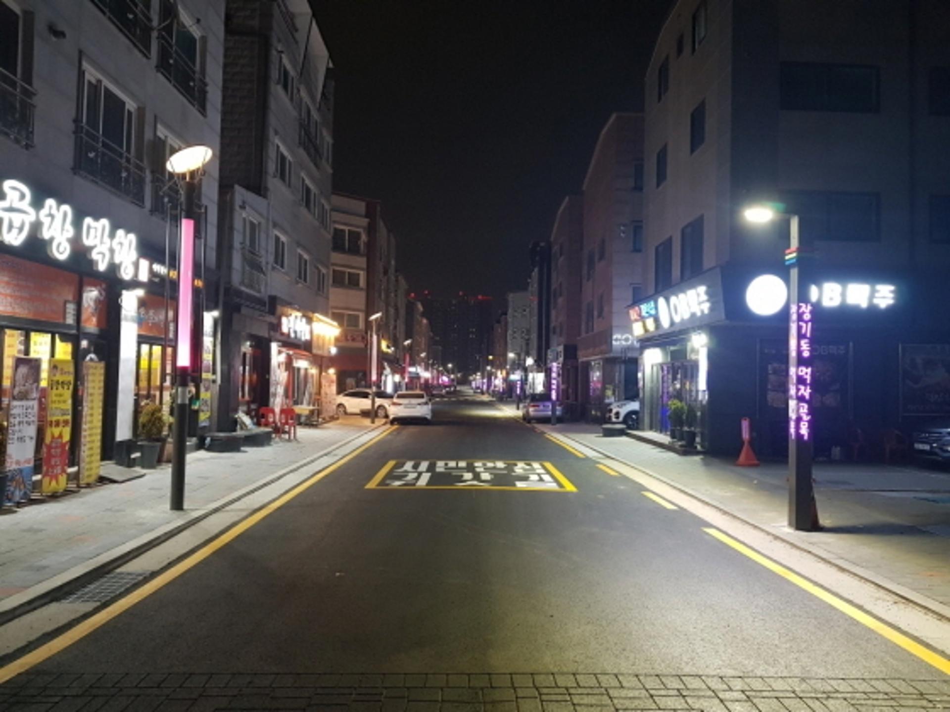 김포시, 장기동 먹자골목 도로환경 정비공사로 '새단장'…지역경제 활성화 기대