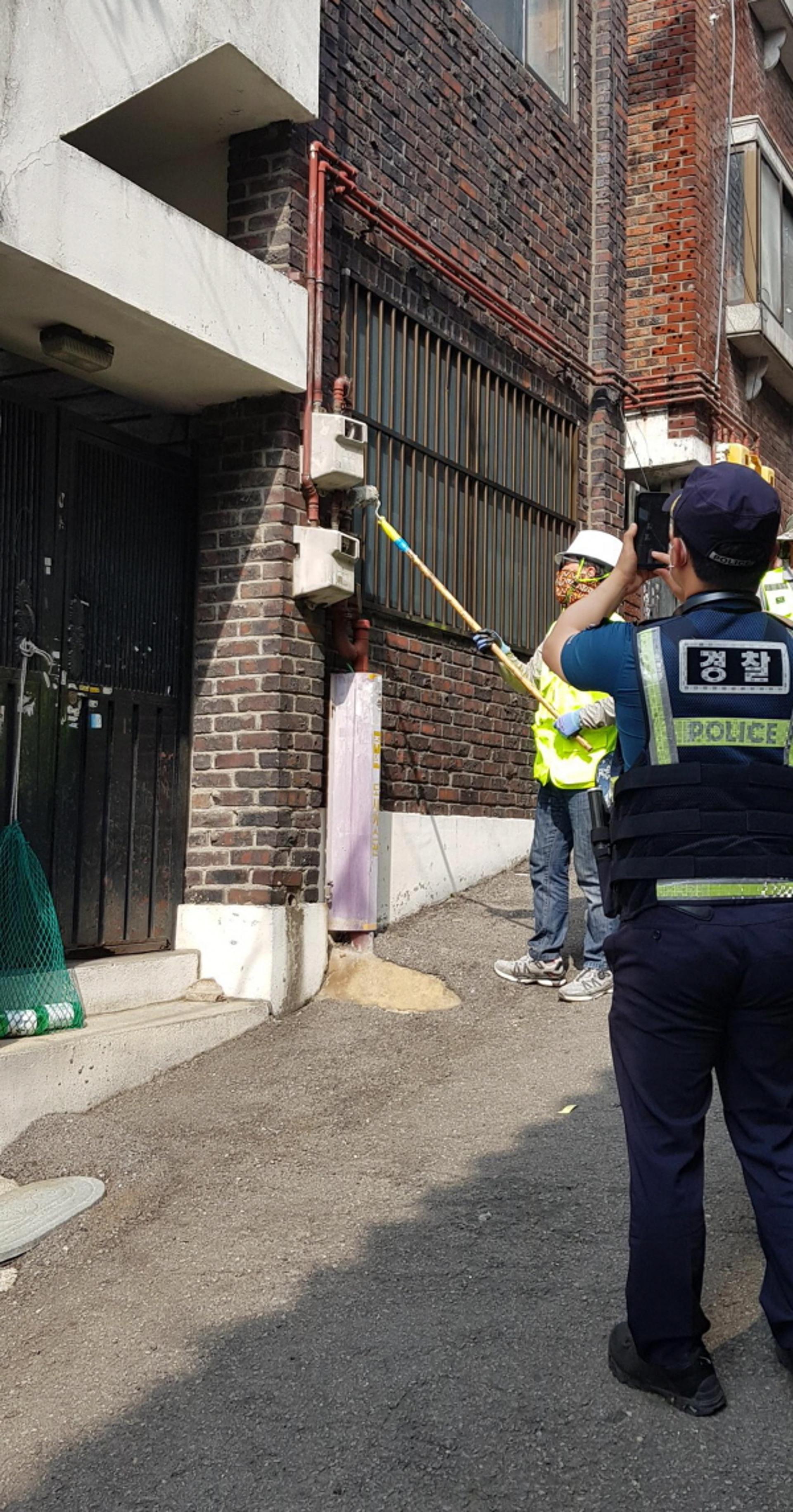 성남시 올해 4728곳에 특수형광물질 도포 ‘범죄예방’
