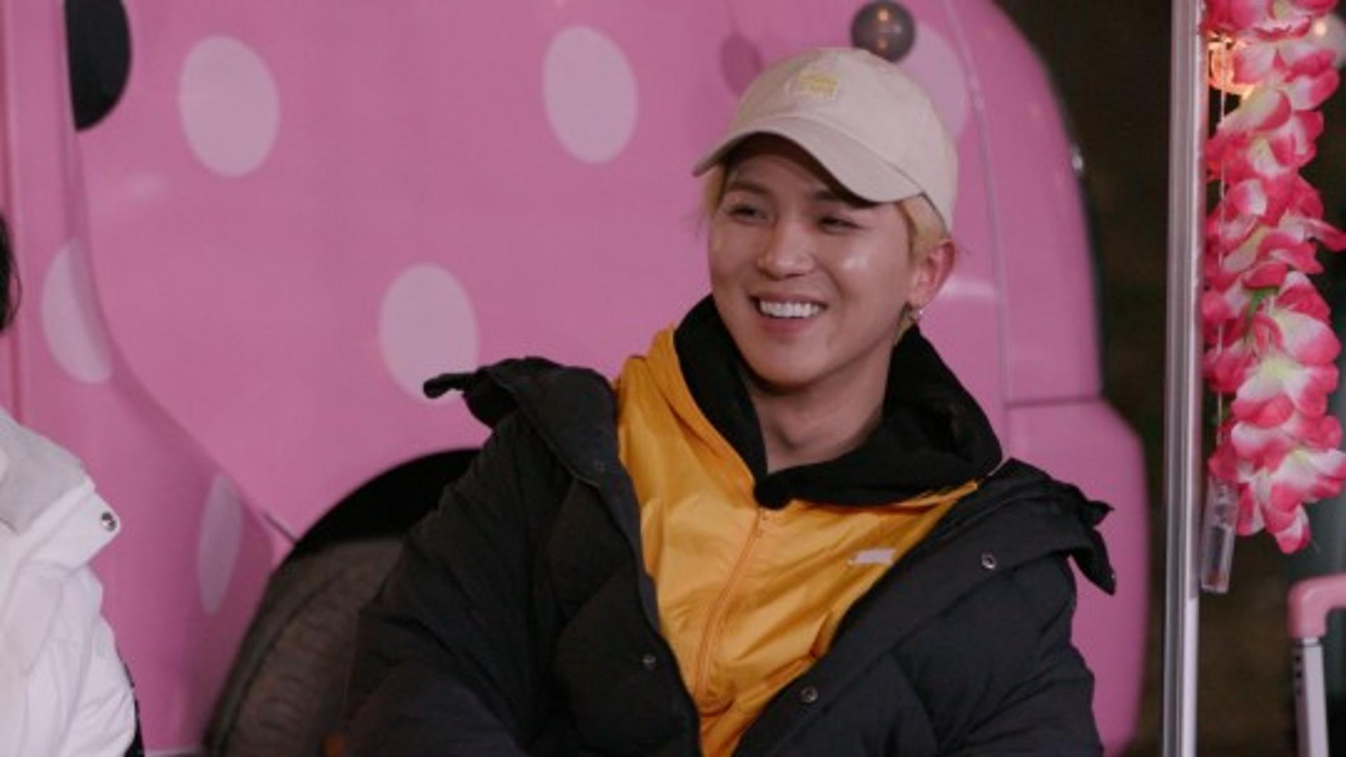 갬성캠핑 송민호 "데뷔 후 연애 경험無"… 은지원 "여자 앞에서 수줍다"