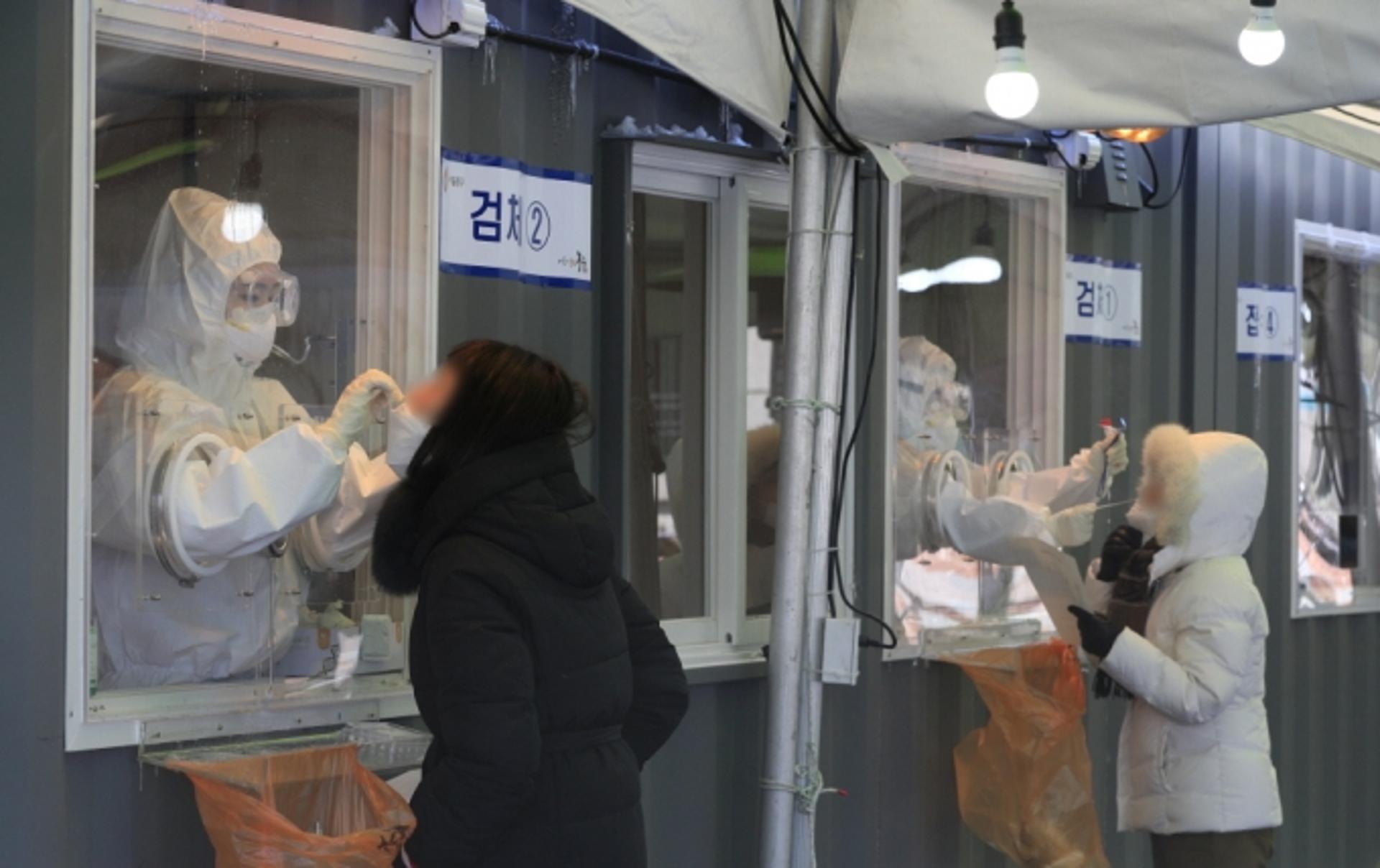 코로나19 신규 확진자 641명… 이틀째 600명대(상보)