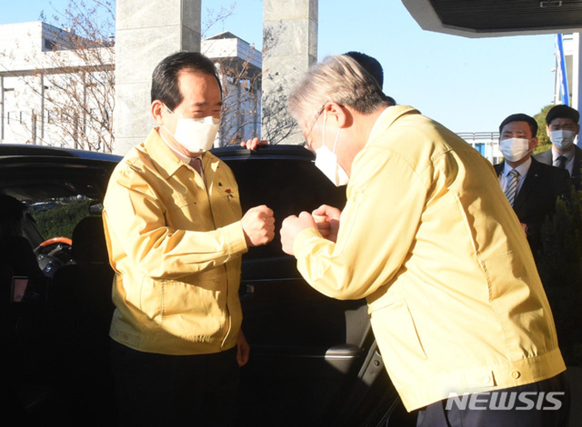 "말씀 새겨듣겠다"던 이재명, 최배근 교수 발언 인용 기재부 우회 비판?