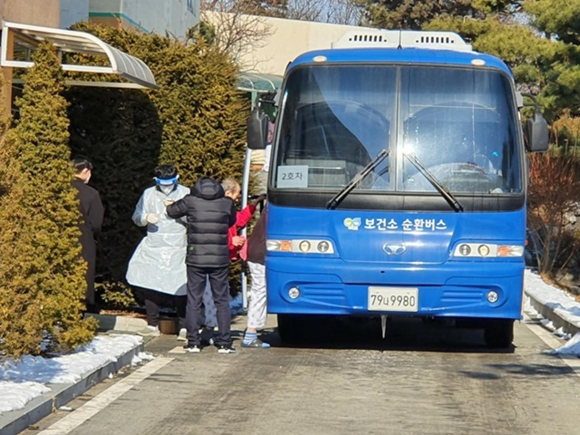안성시, 요양병원 코로나19 음성 환자 128명 성안드레아병원 이송 조치