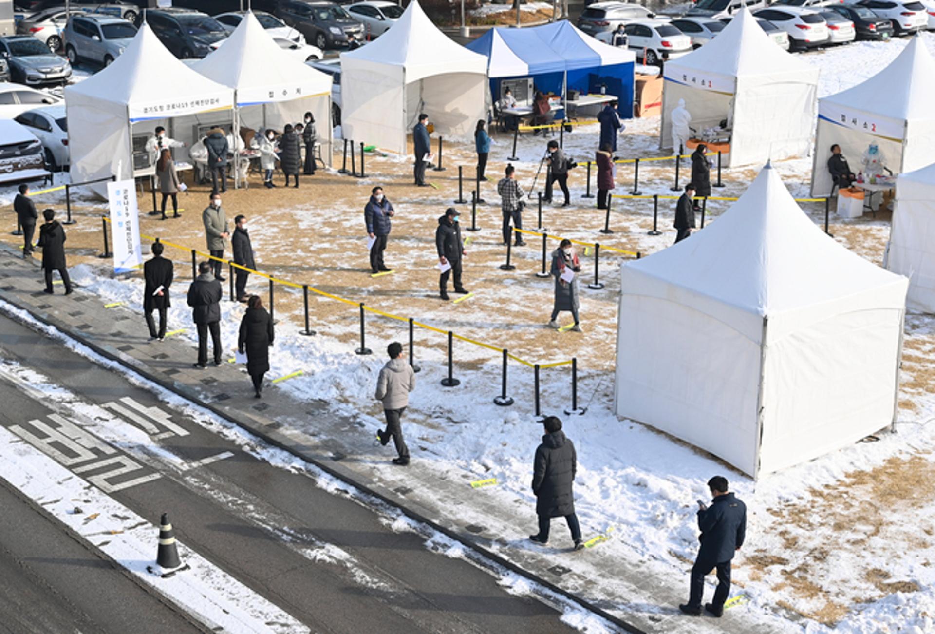 경기도, 전직원 코로나19 전수검사중…이틀간 6327명중 직속기관 1명 확진