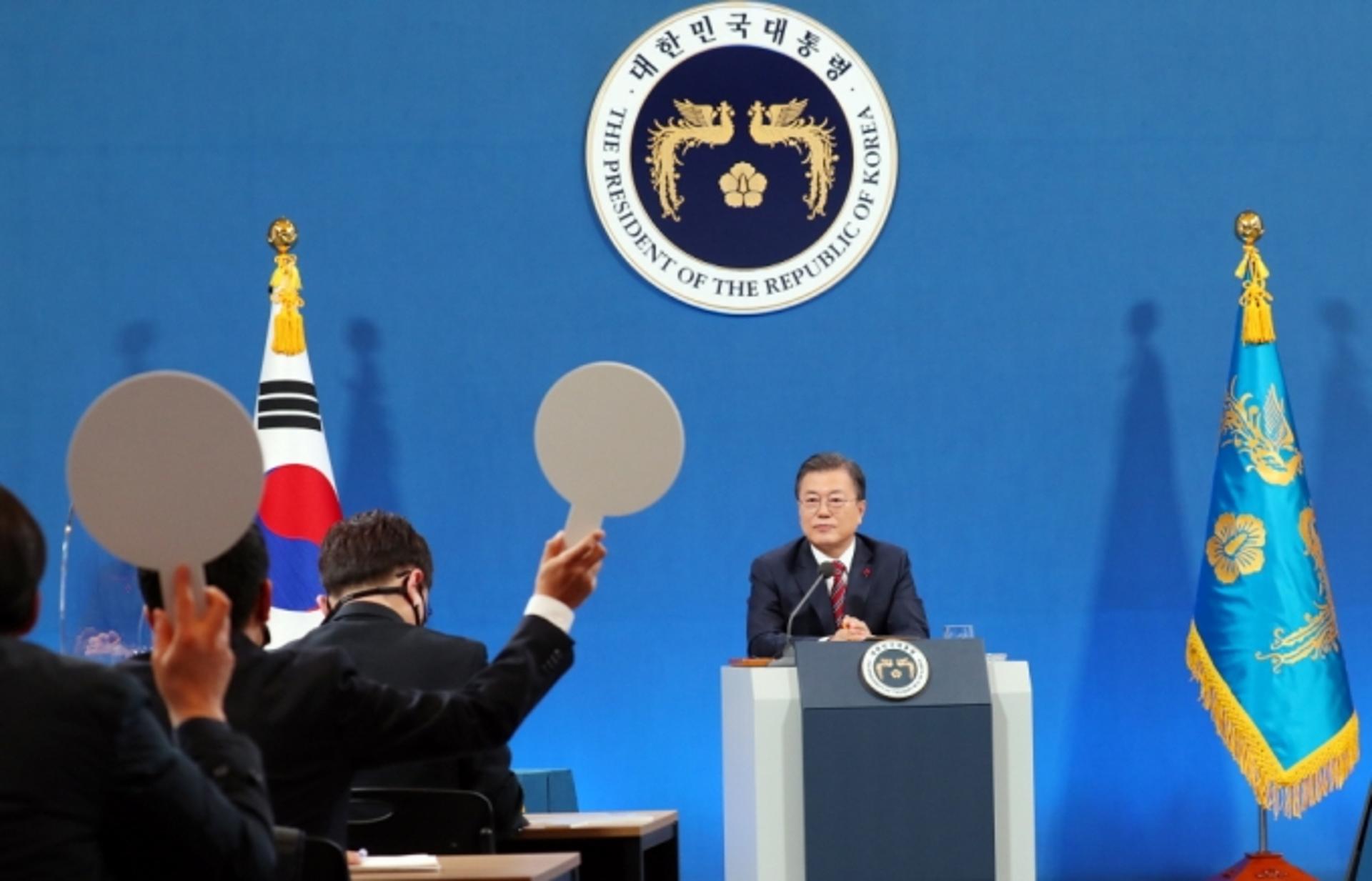 문대통령 “월성원전 감사·수사, 정치적 목적이라 생각 안해”