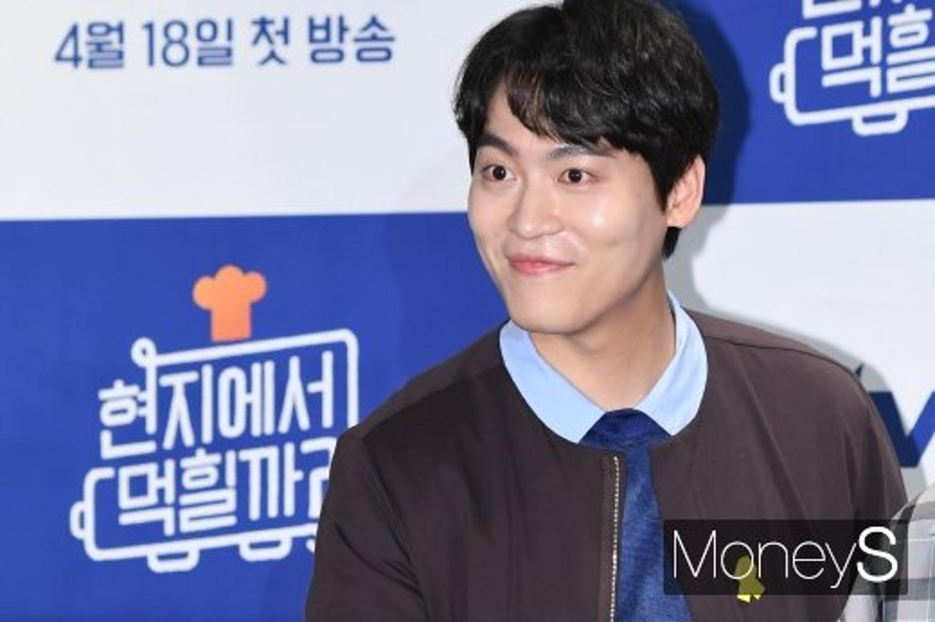 존박 코로나19 '확진'… "무증상 격리시설 입원"