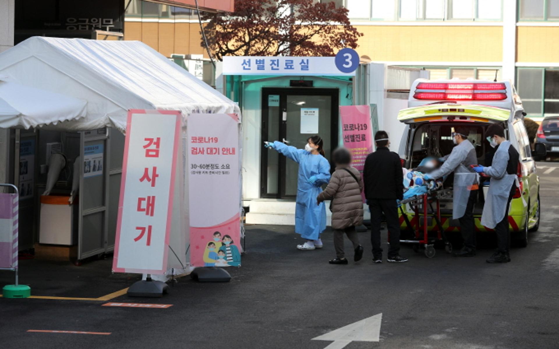 변이에 전 세계 긴장… "백신 효과 문제 생길 수 있어"