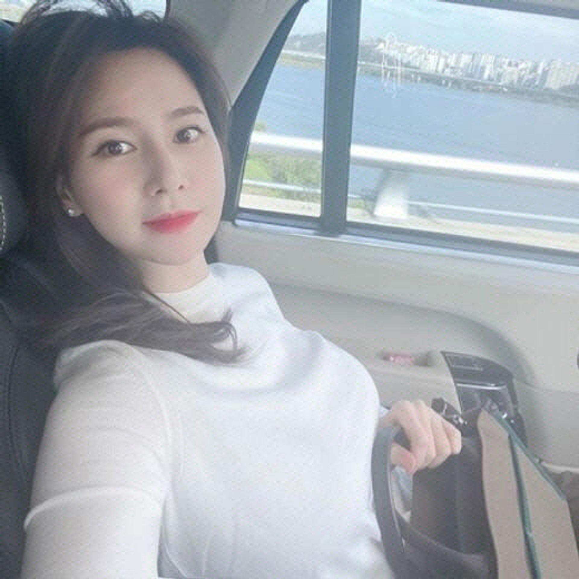 "이렇게 살면 행복할까?"…'안정환♥'이혜원, 의미심장 SNS