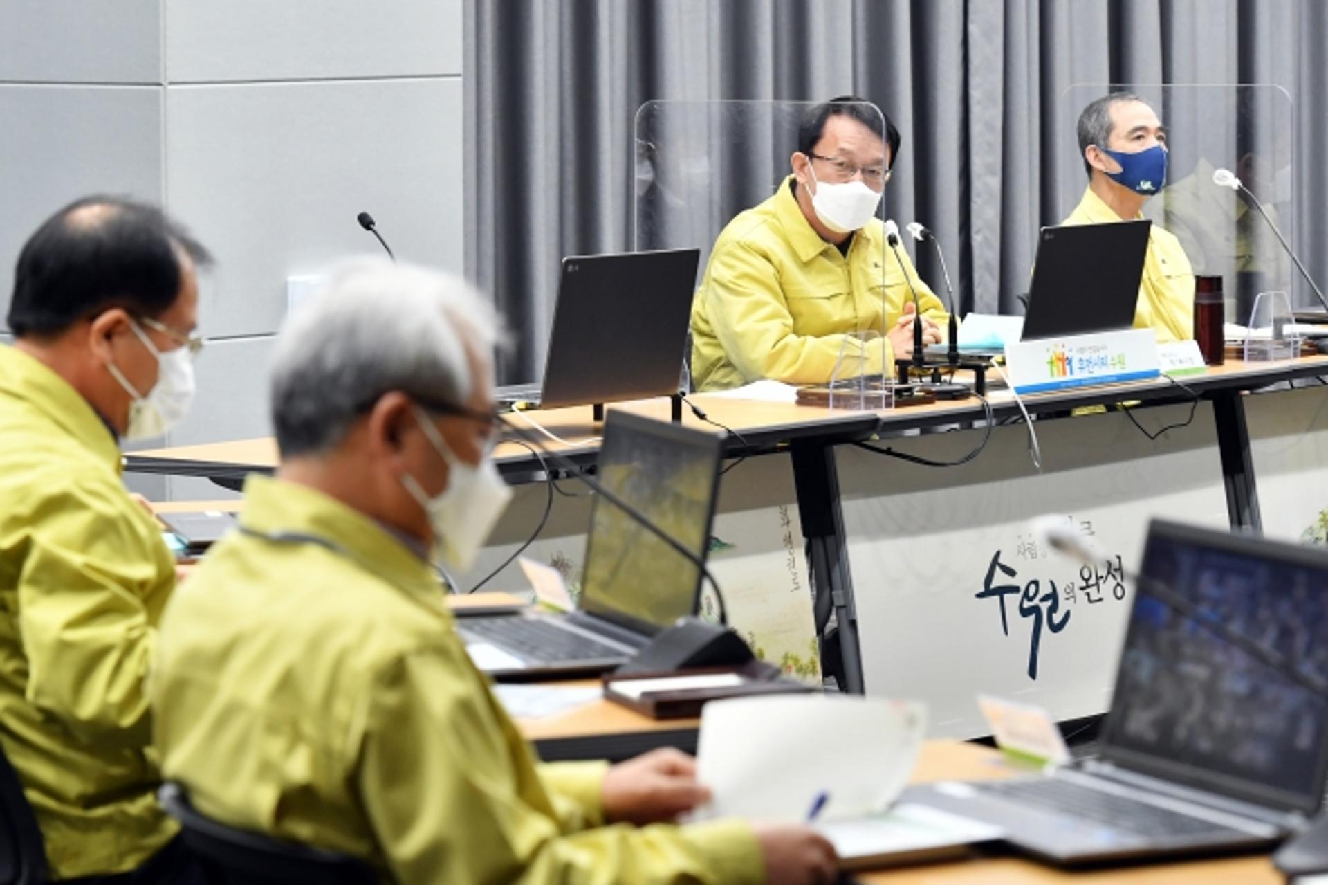 수원시 "코로나19 집단감염 징후 있으면 신속하게 대책 마련"