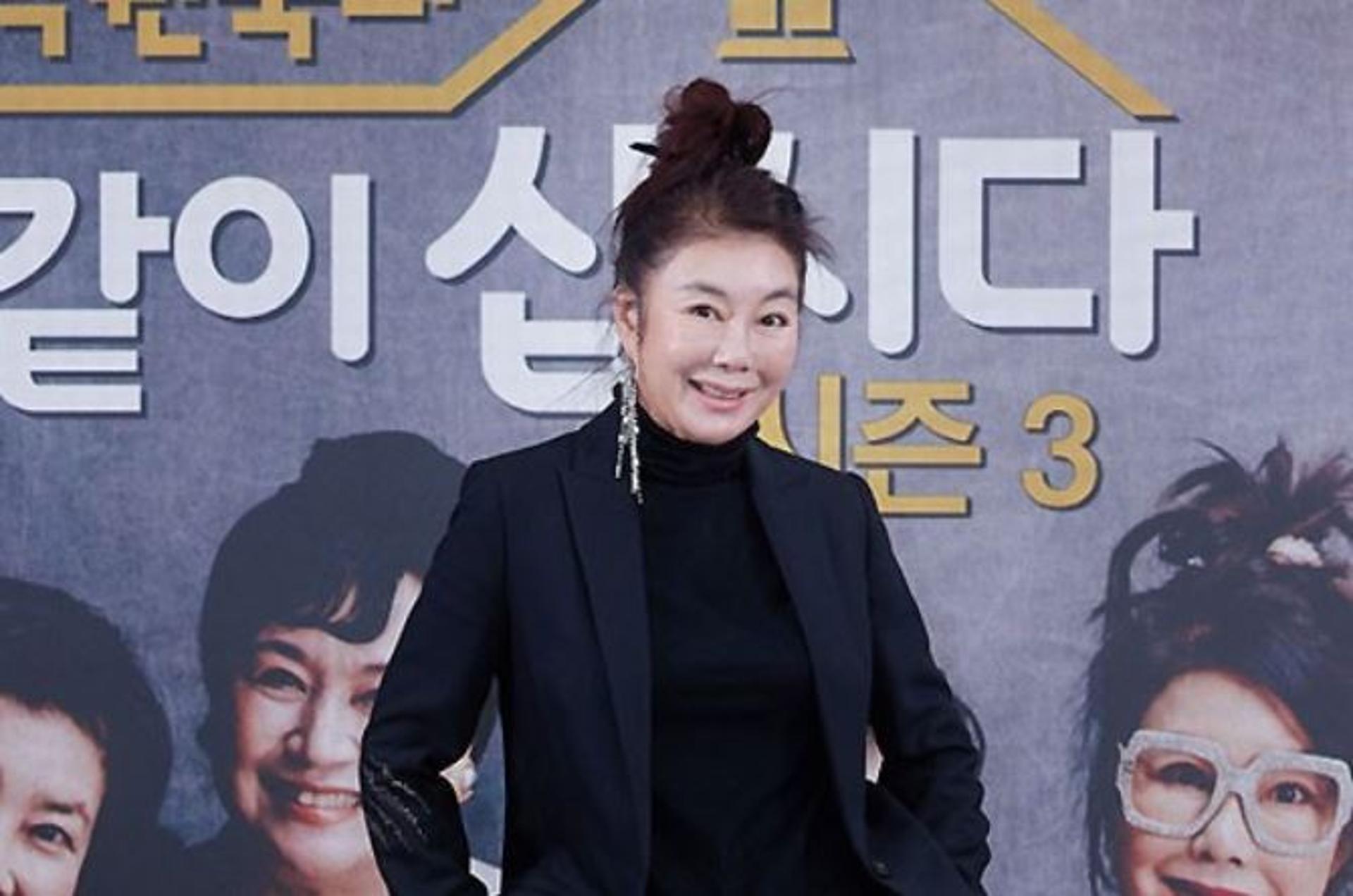 "한국 떠나야했다"… 김청, 성폭행 루머 뭐길래?