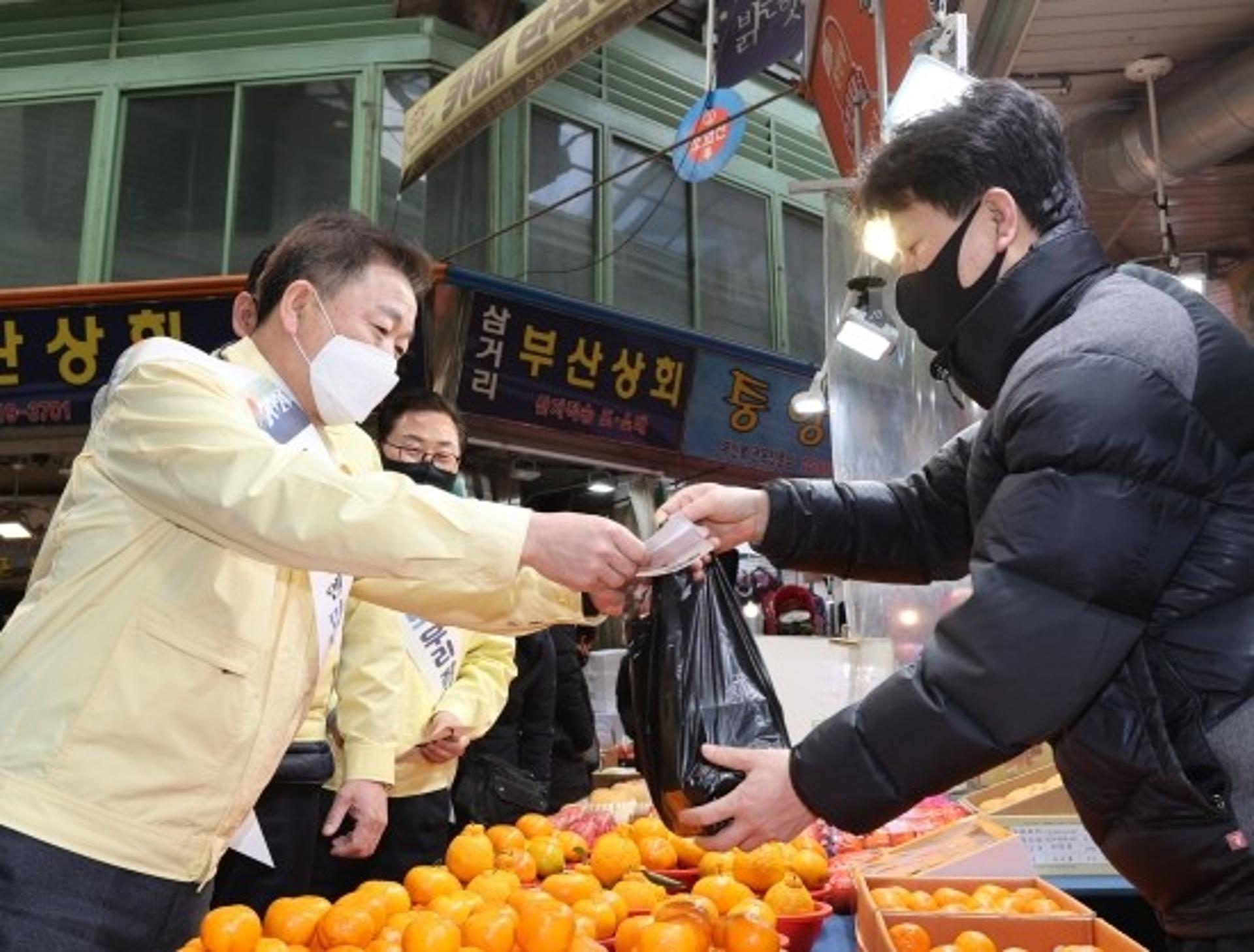 박승원 시장 "시민 행복과 안전 최우선"…설명절 앞두고 시민 살피기 나서