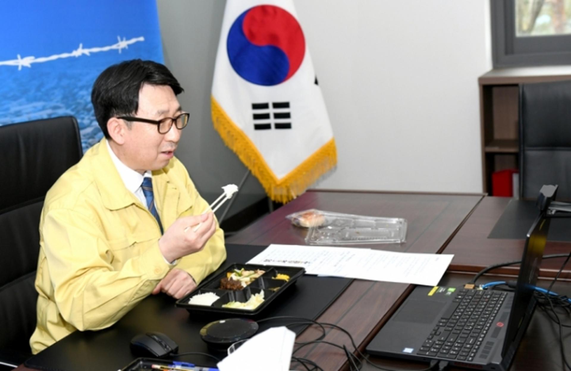 최종환 파주시장, 새내기 공직자들과 비대면 오찬…식사주문은 ‘배달특급’으로