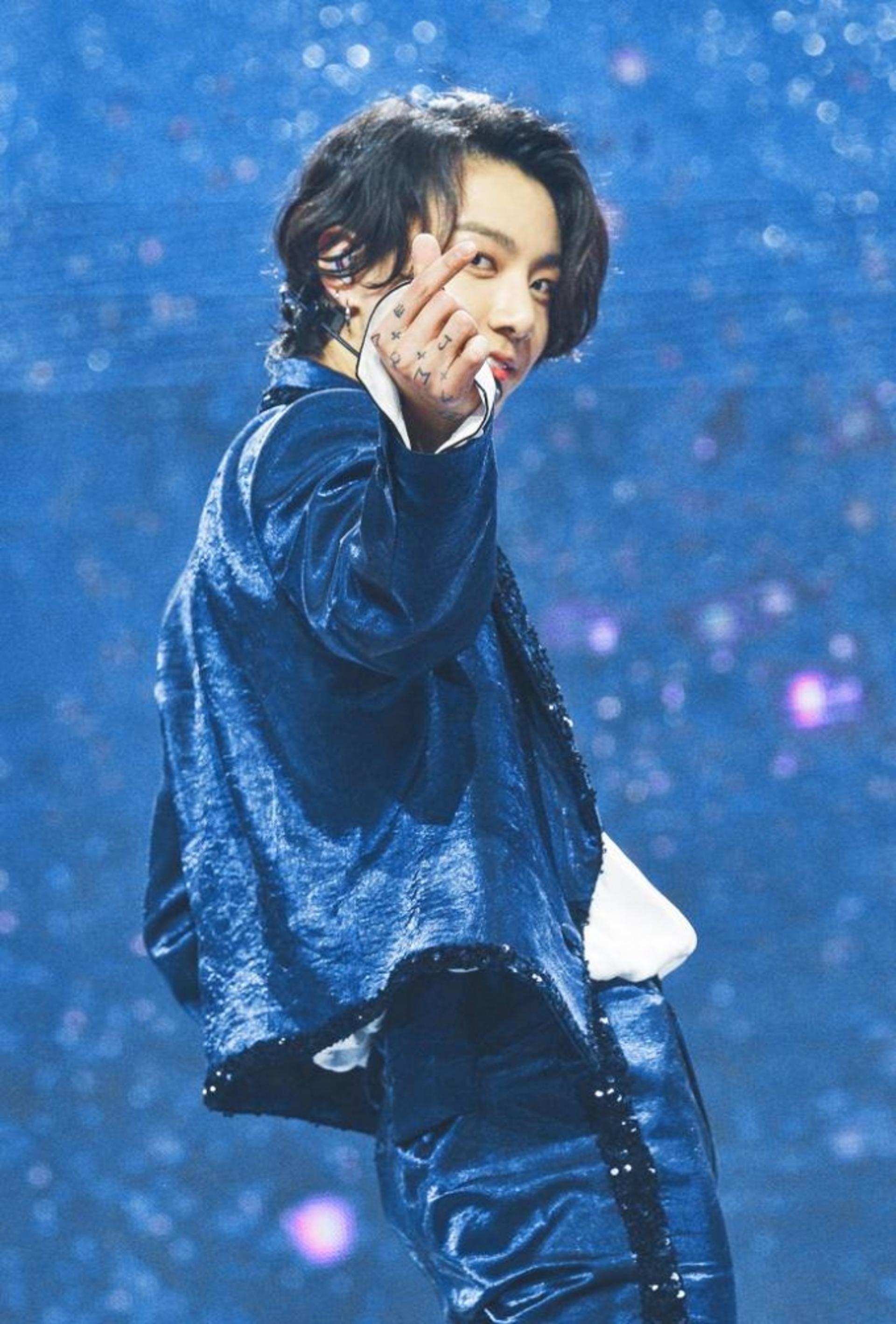 정국이 꾸민 '아미의 방'… 스피커와 어항의 의미는?