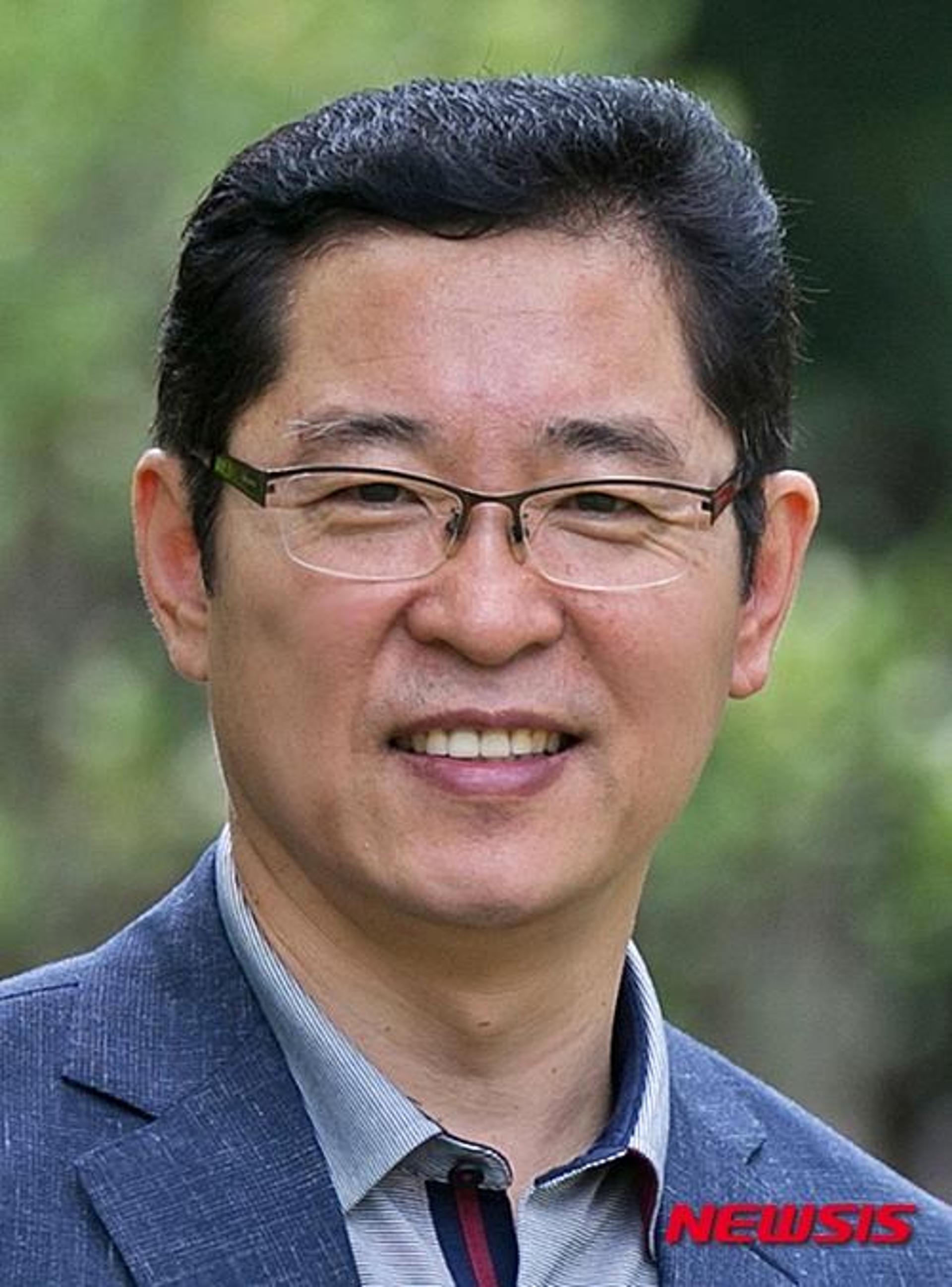 "임종석, 공부 좀 하고 오라"던 정균승, "사유와 성찰 얕다" 또 직격