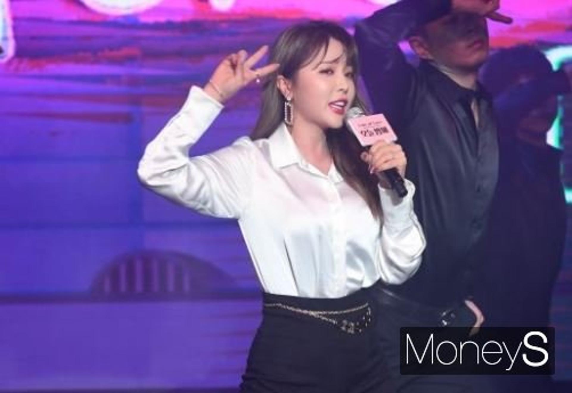 홍진영 출연분 삭제… 'AI vs 인간' 측 "분량 최소화"