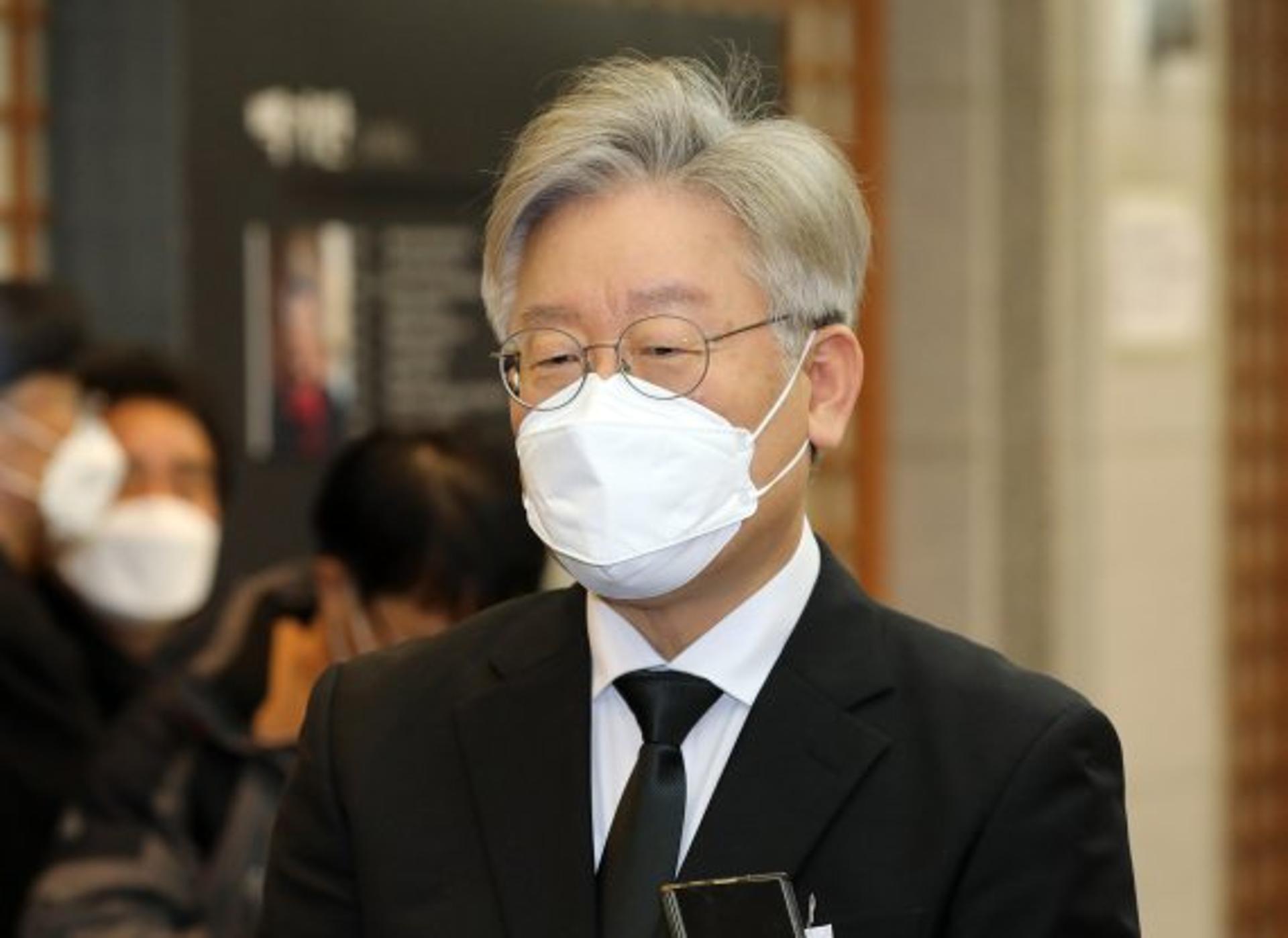 이재명, 기본소득 비판 김세연에 "말꼬리 왜곡 말고 대안 내놔라"