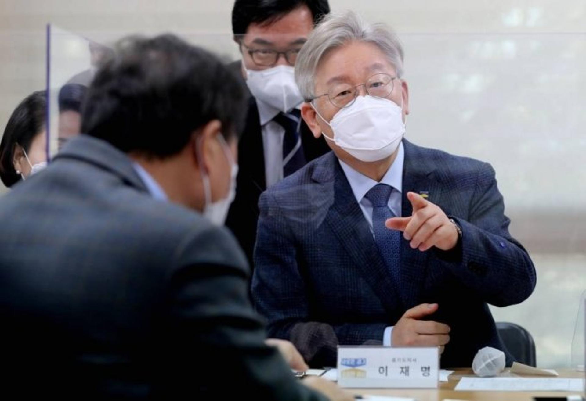 이재명, "청년 가슴에 대못박는 불공정 적폐 채용비리, 사립학교 근절하겠다"