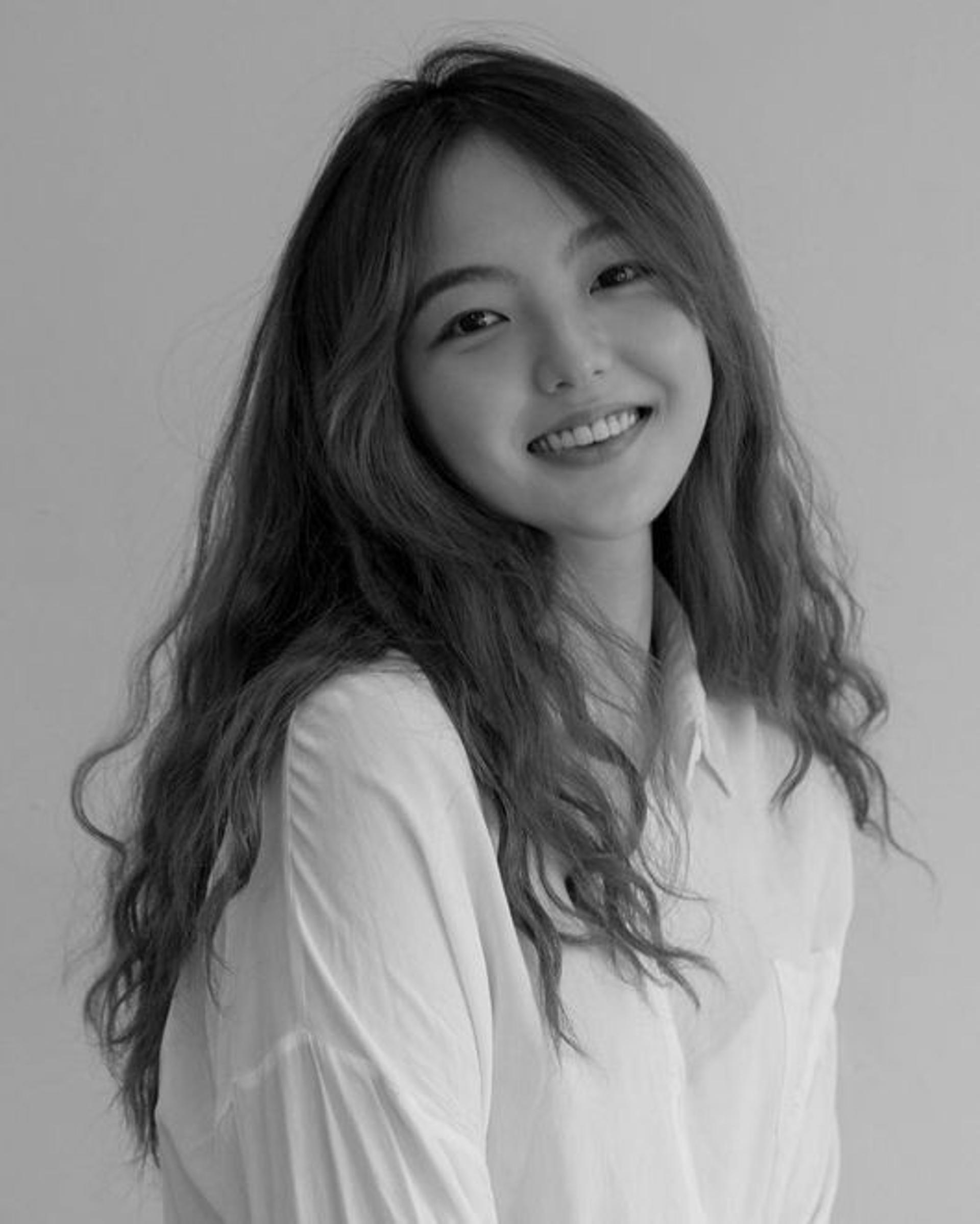 '학폭부인' 수진, 서신애 의미심장 SNS… "뭐라고 지껄이는 거야"