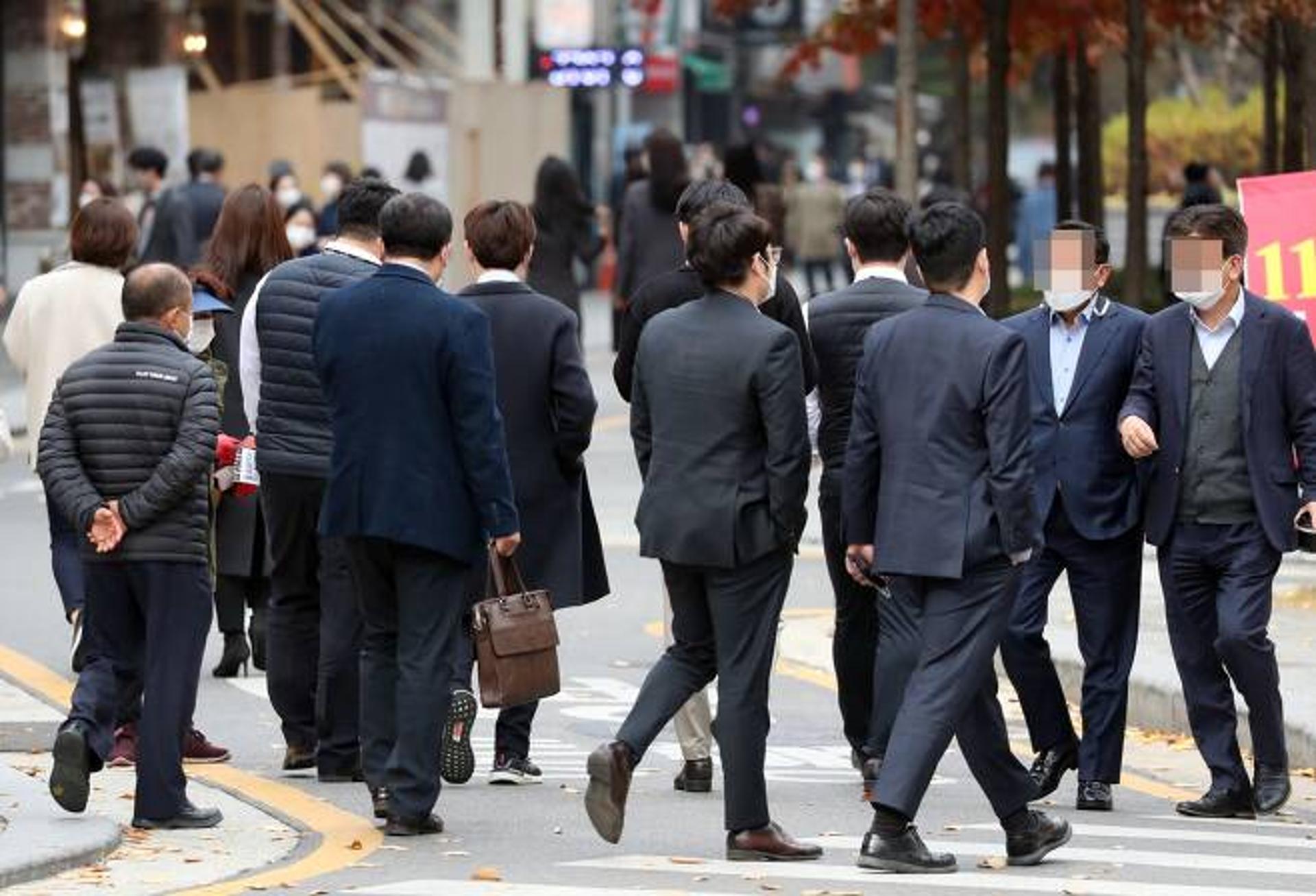 직장인 희망 연봉인상률 7.4%… 현실은 4.4% 그쳐