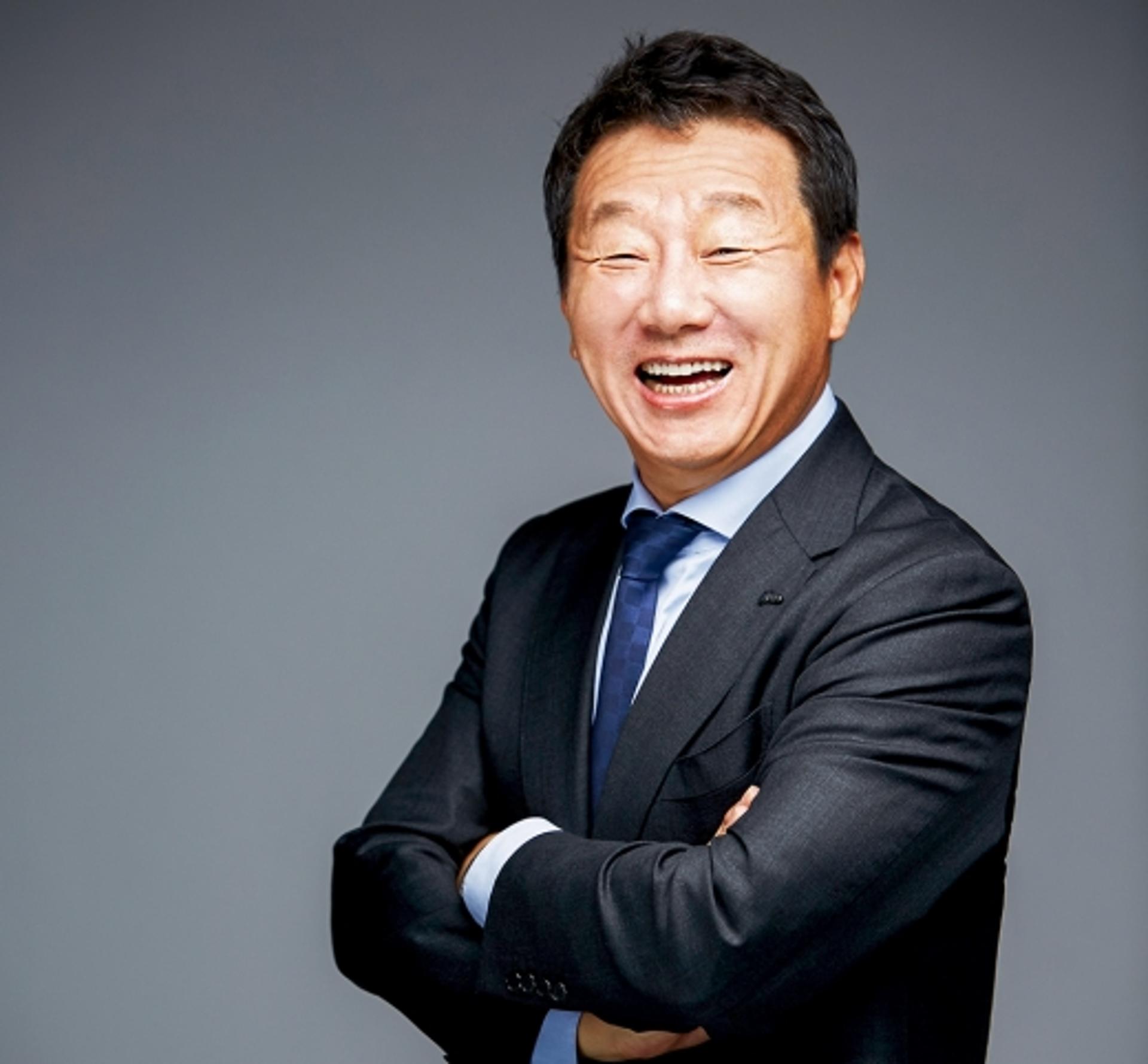 OK금융, 한국씨티은행에 군침… '재일교포' 최윤, 적격성 통과할까