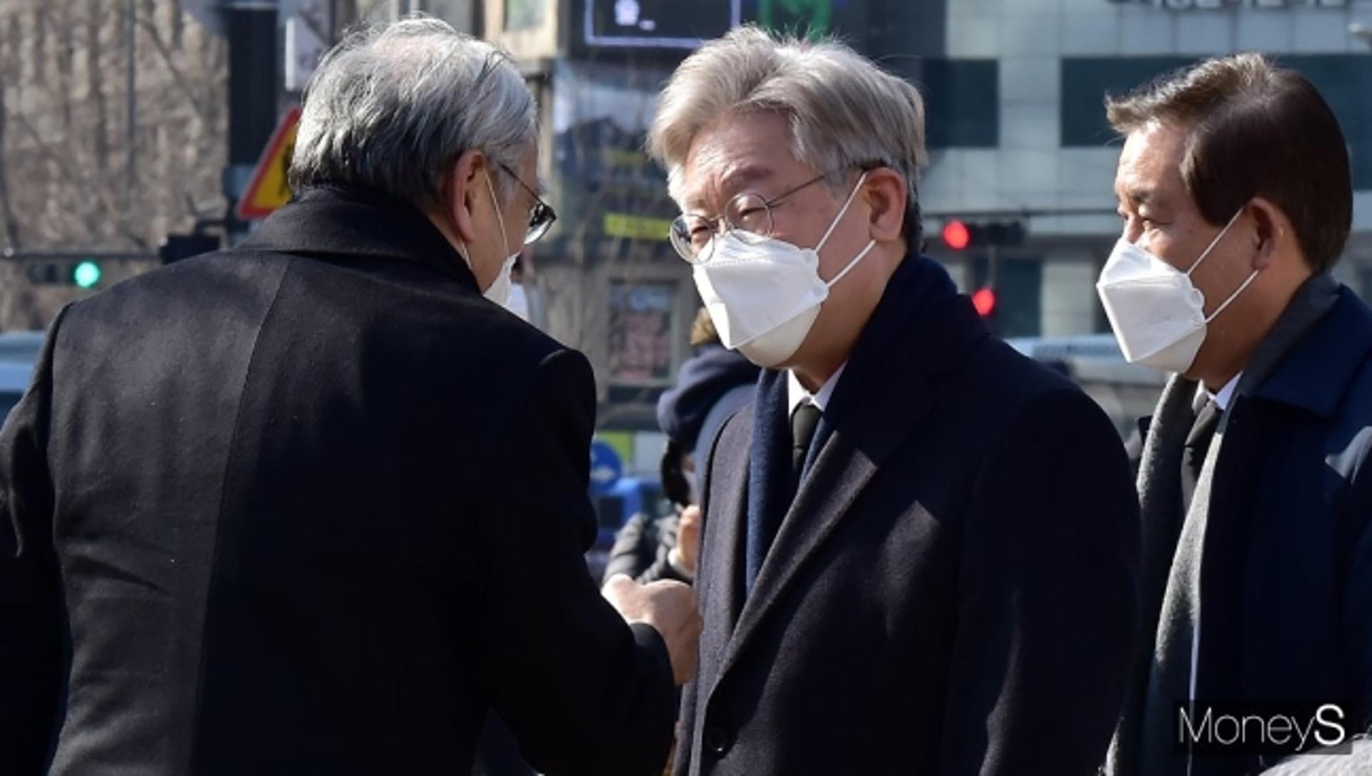 이재명, 2차 재난기본소득 지급 후 "일하는 보람 느낀다"