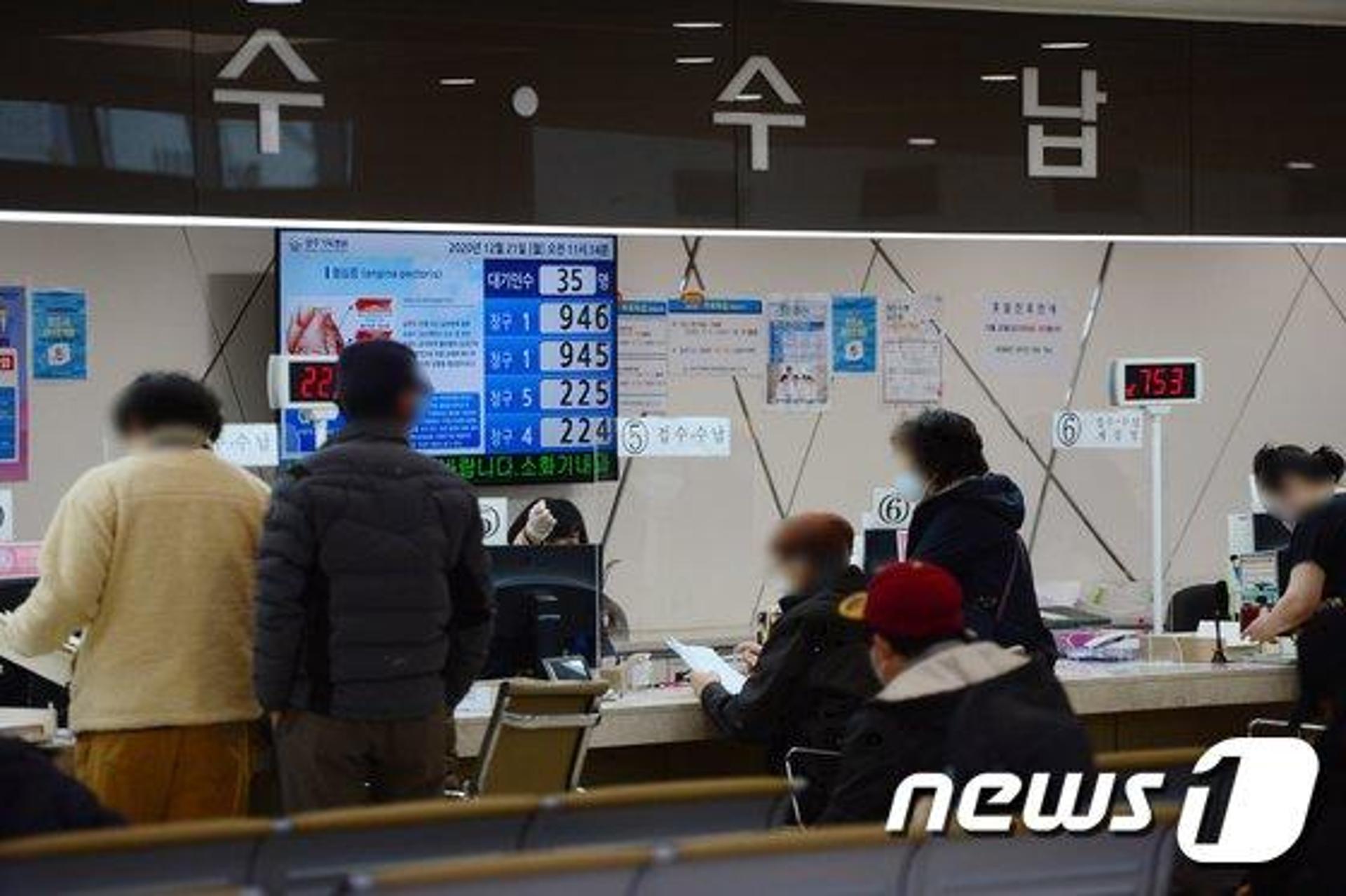 실손보험료 폭탄 현실로… “갱신료 3배 뛰었다”