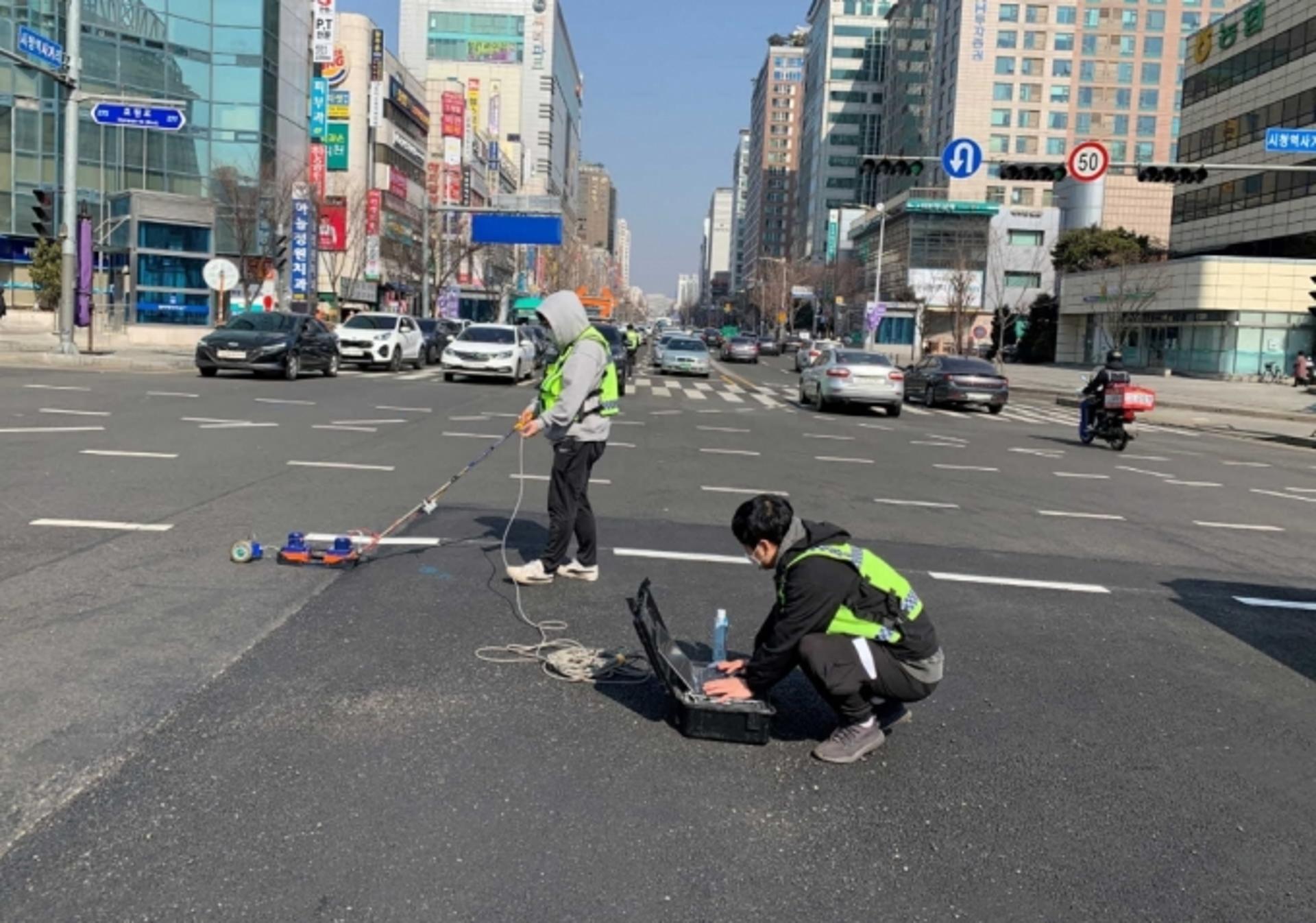 수원시, 도로 동공(洞空) 탐사로 싱크홀 사고 예방한다