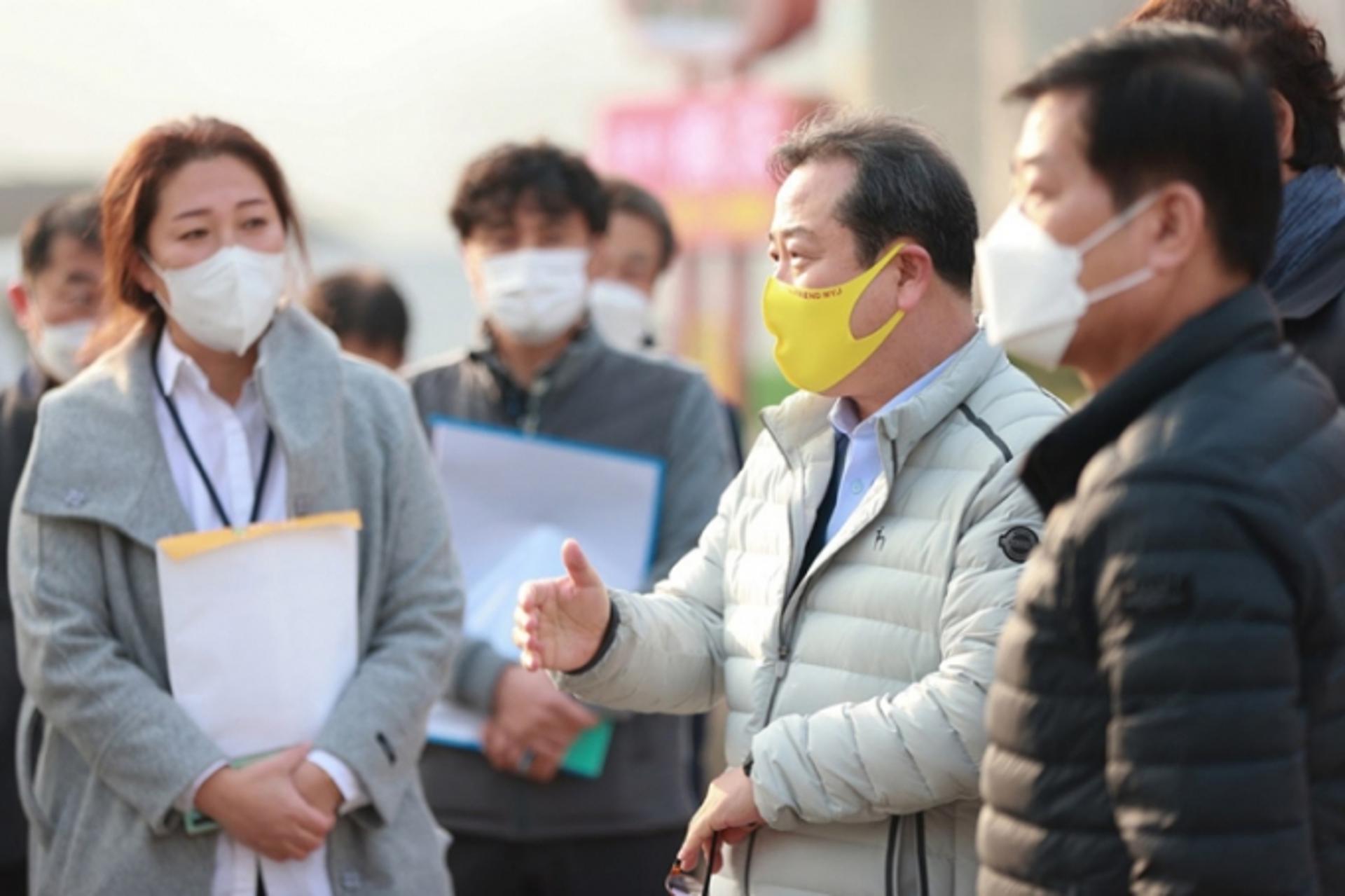 조광한 남양주시장, 광릉초등학교 통학로 정비 위한 현장 방문
