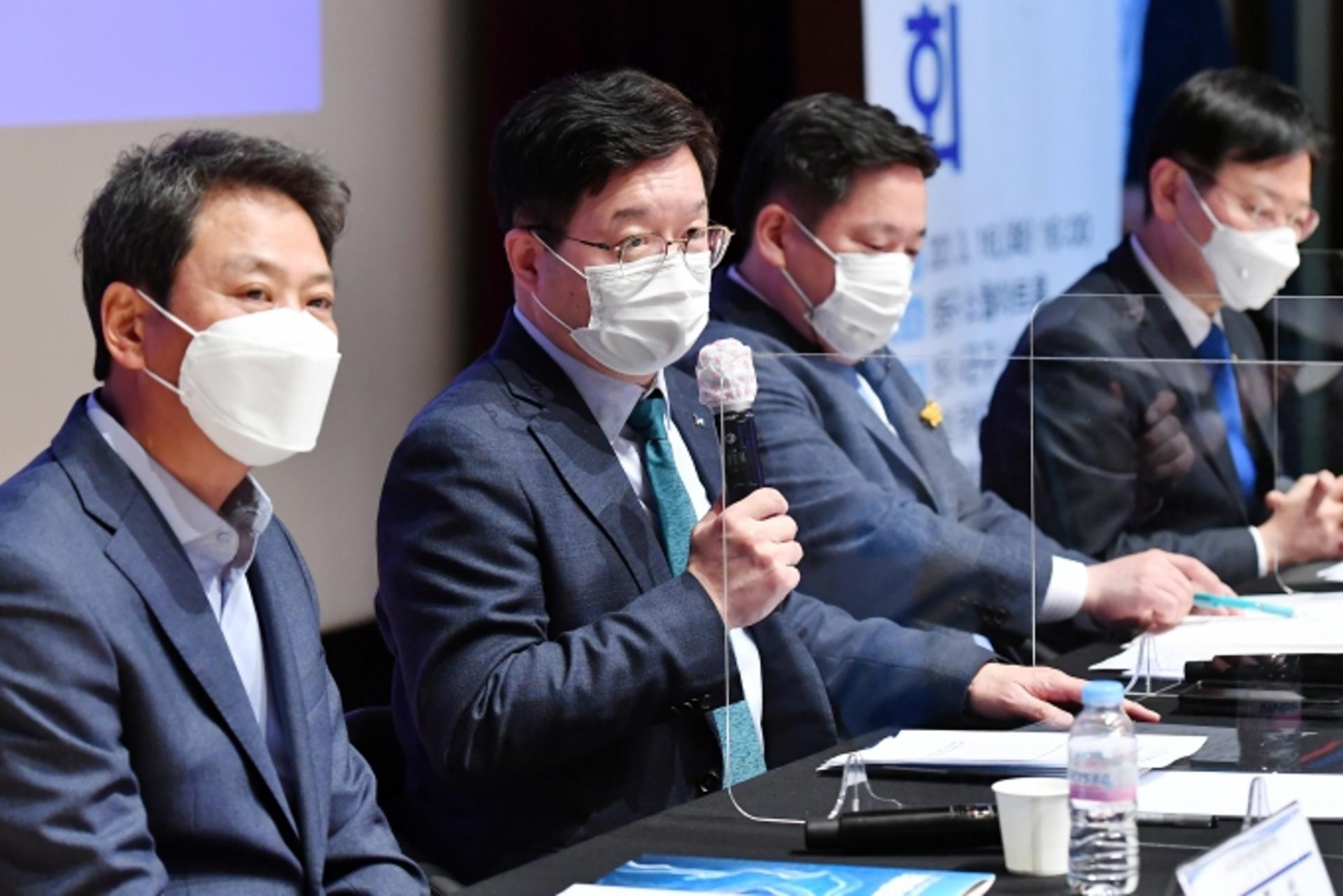 염태영 시장, ‘전국 시군구 남북교류협력 포럼’초대 상임공동대표 선출