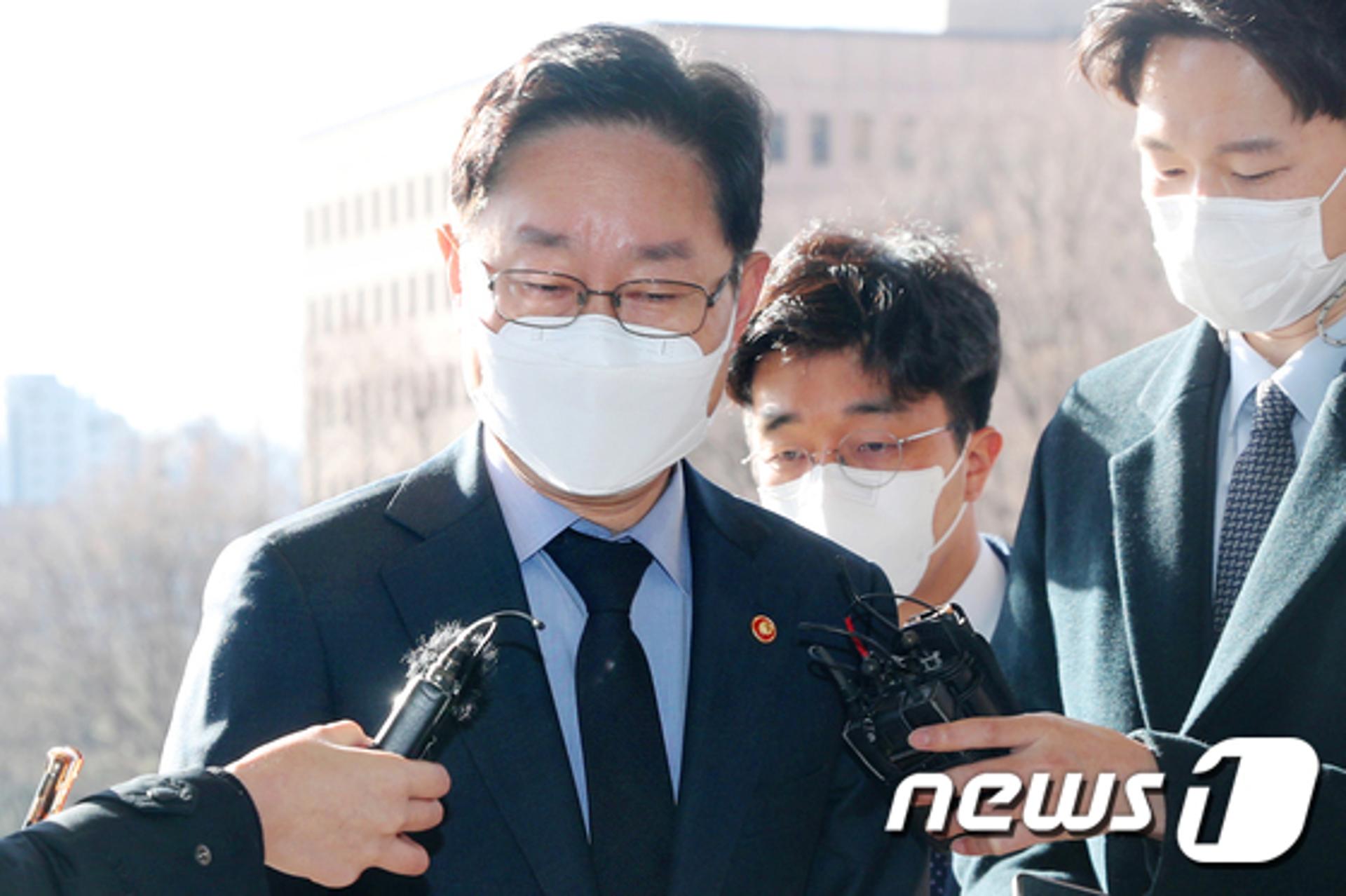 박범계 "한명숙 재판 위증 사건, 오후에 입장 낼 것"
