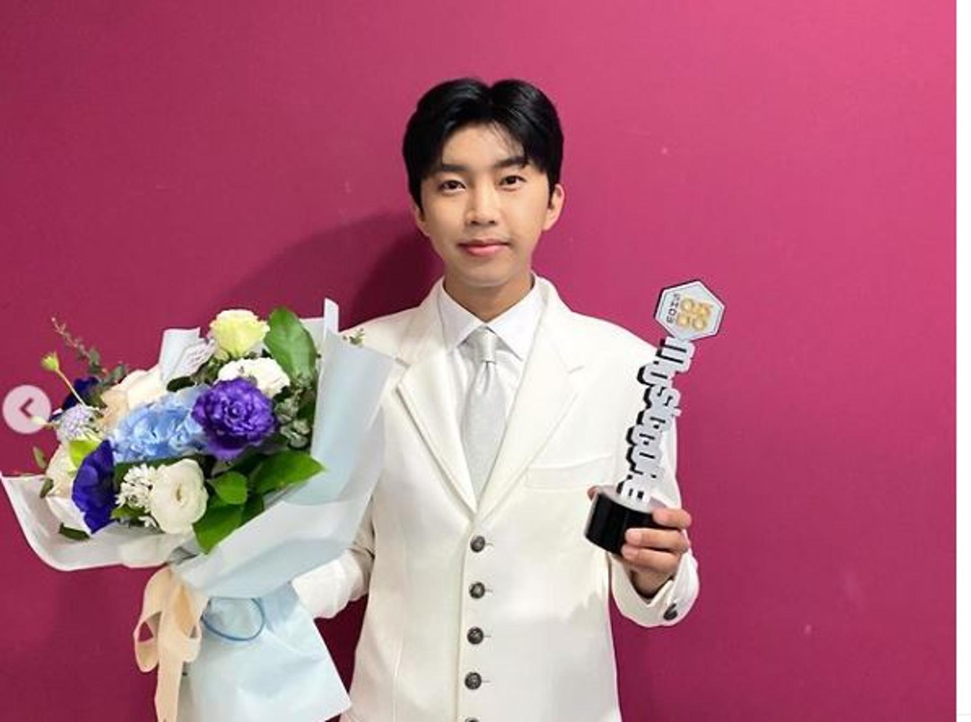 임영웅, 오늘(23일) 더쇼 출연… 1위 영광 재현할까