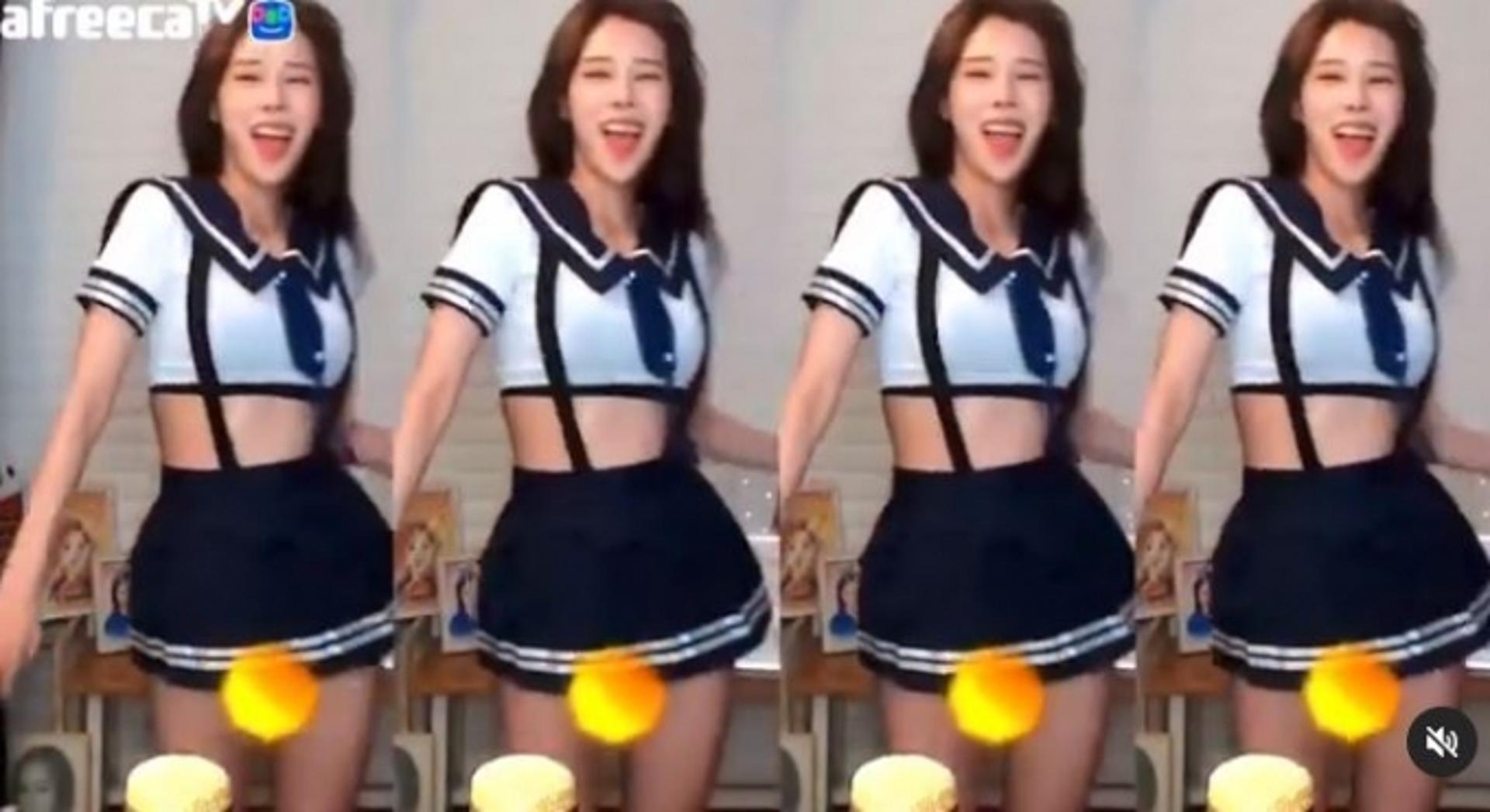 "이런 교복은 반칙"… 치어리더 콘셉트 의상 '심쿵'