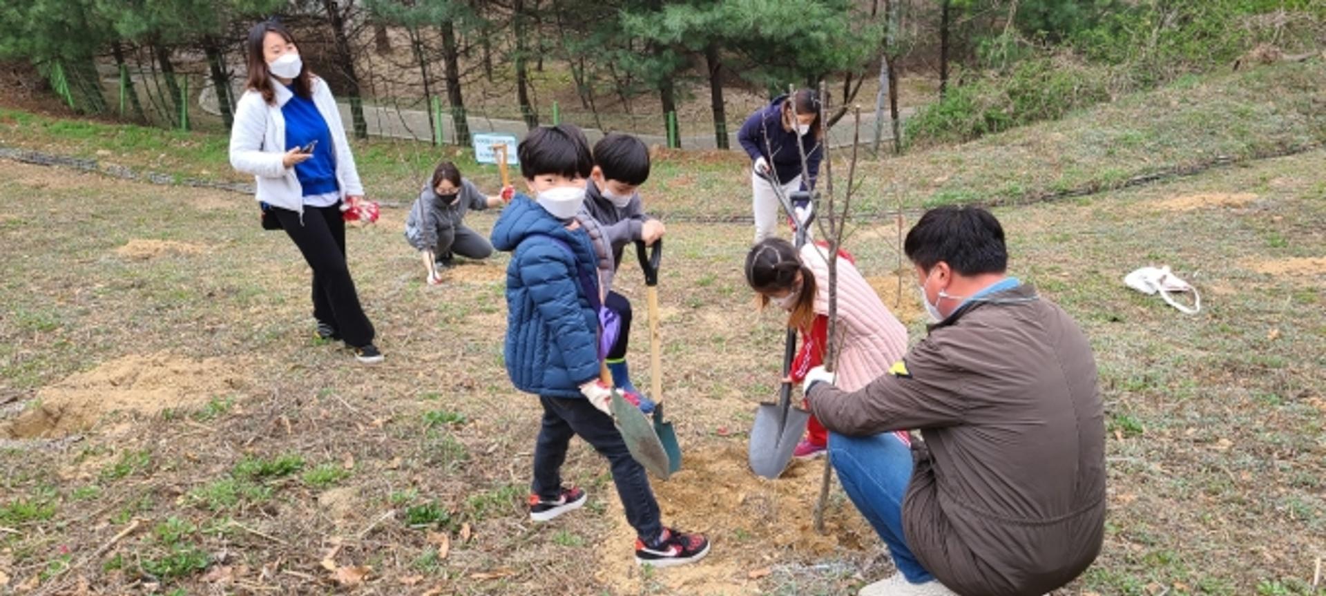 "내 나무 내가 심어요" 오산시, '온마을 내나무갖기 캠페인' 개최