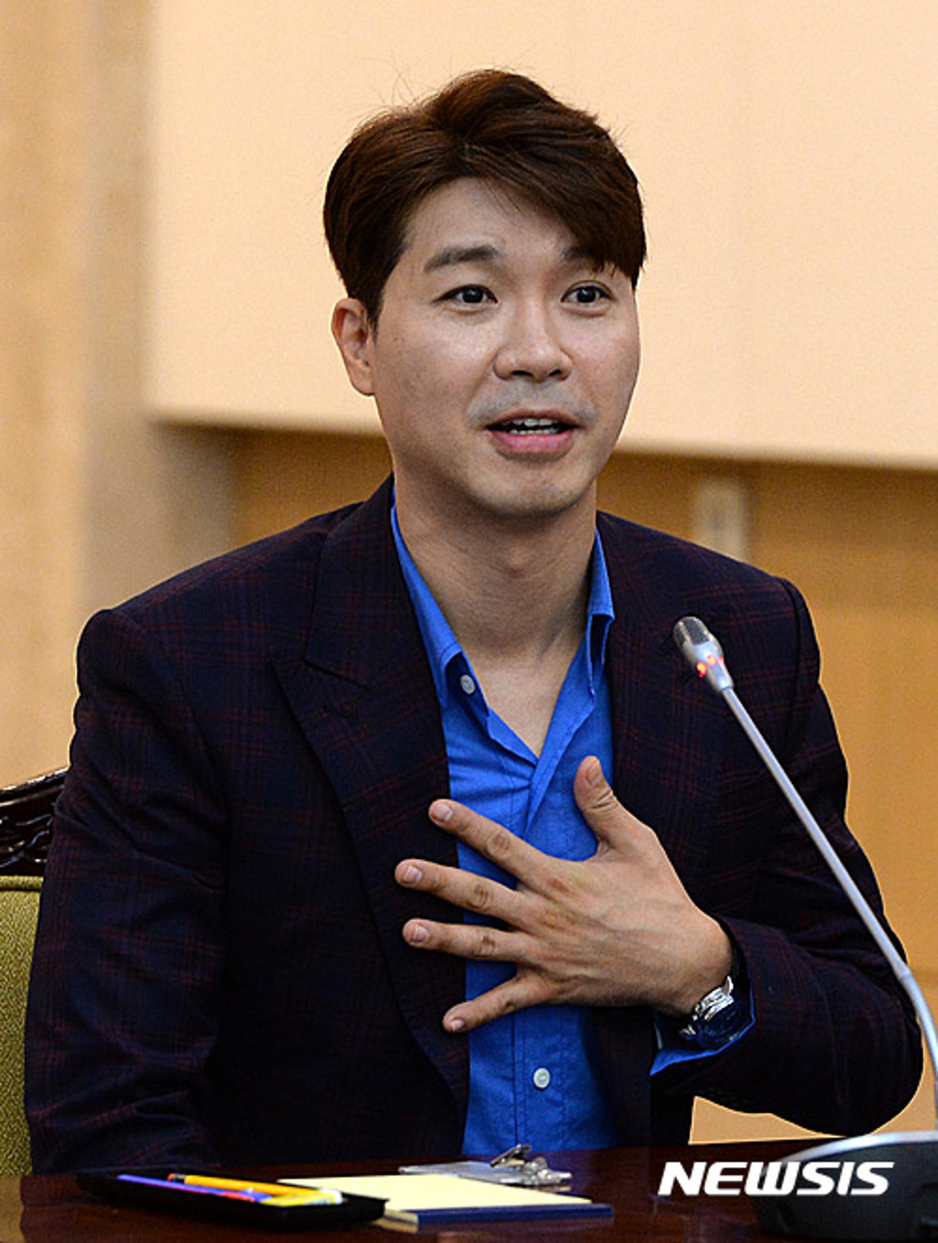박수홍 친형 횡령 논란, 조카의 반박 "삼촌 돈 안 받았다"
