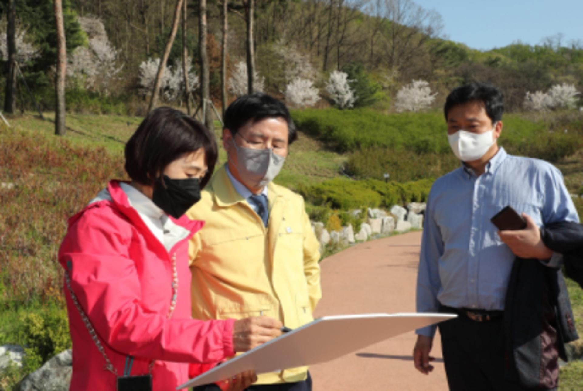 군포시, 철쭉동산 4월 15일부터 폐쇄··철쭉 영상물 제공