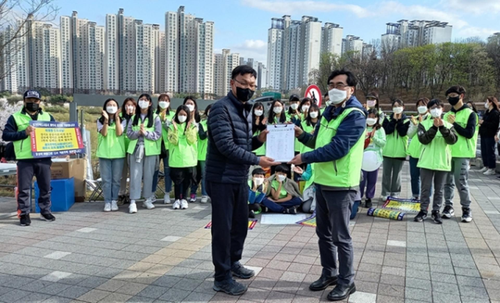 파주시, '경기도 공공기관 유치' 서명운동 성공적 추진