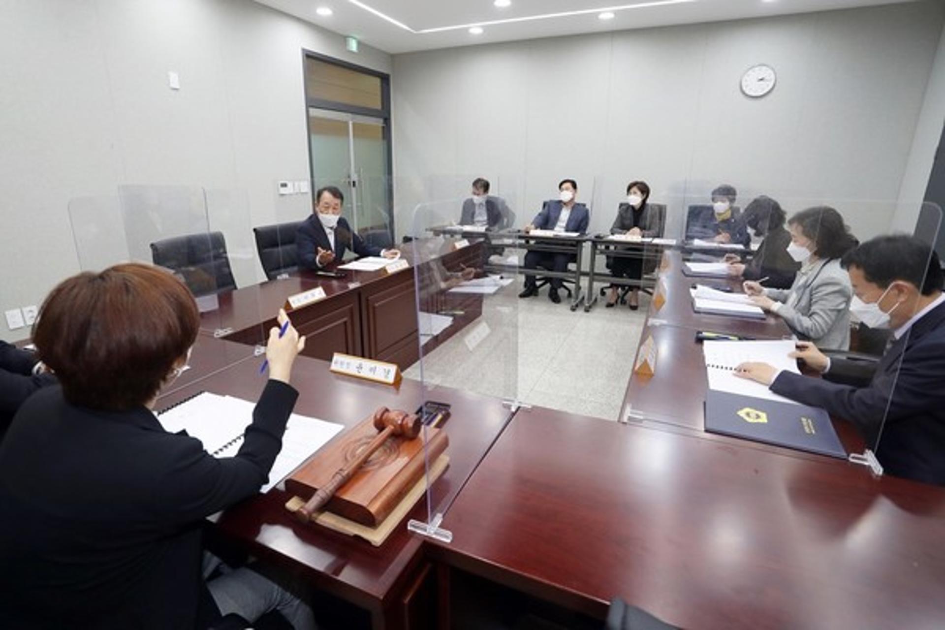 의왕시의회, 의원 연구단체 활동 '시동'…도서관 발전 연구회 연구과제 심의