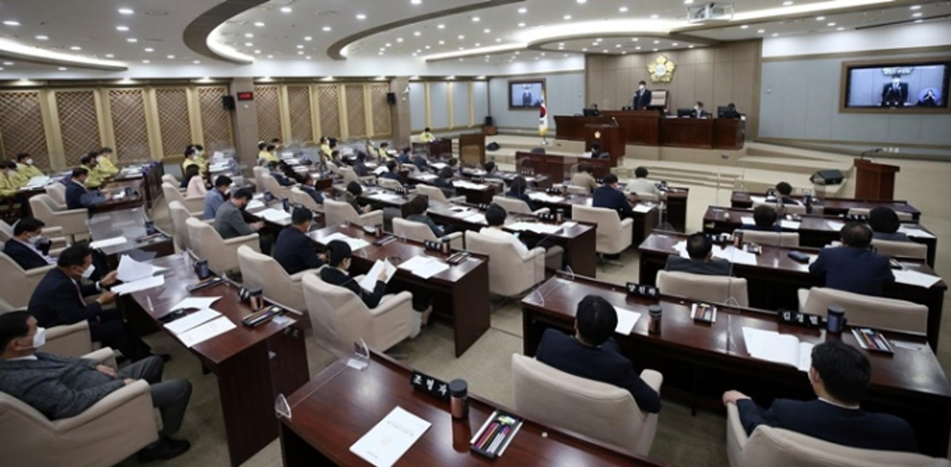 수원시의회, ‘지방자치법 시행령 개정촉구 건의안’ 채택