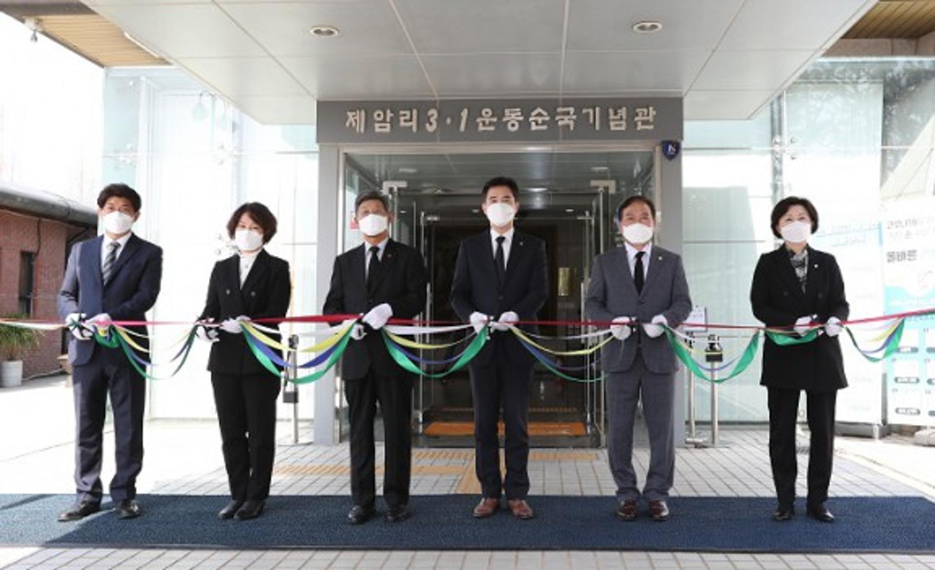 화성시, 4.15 제암·고주리 사건 합동묘역 참배
