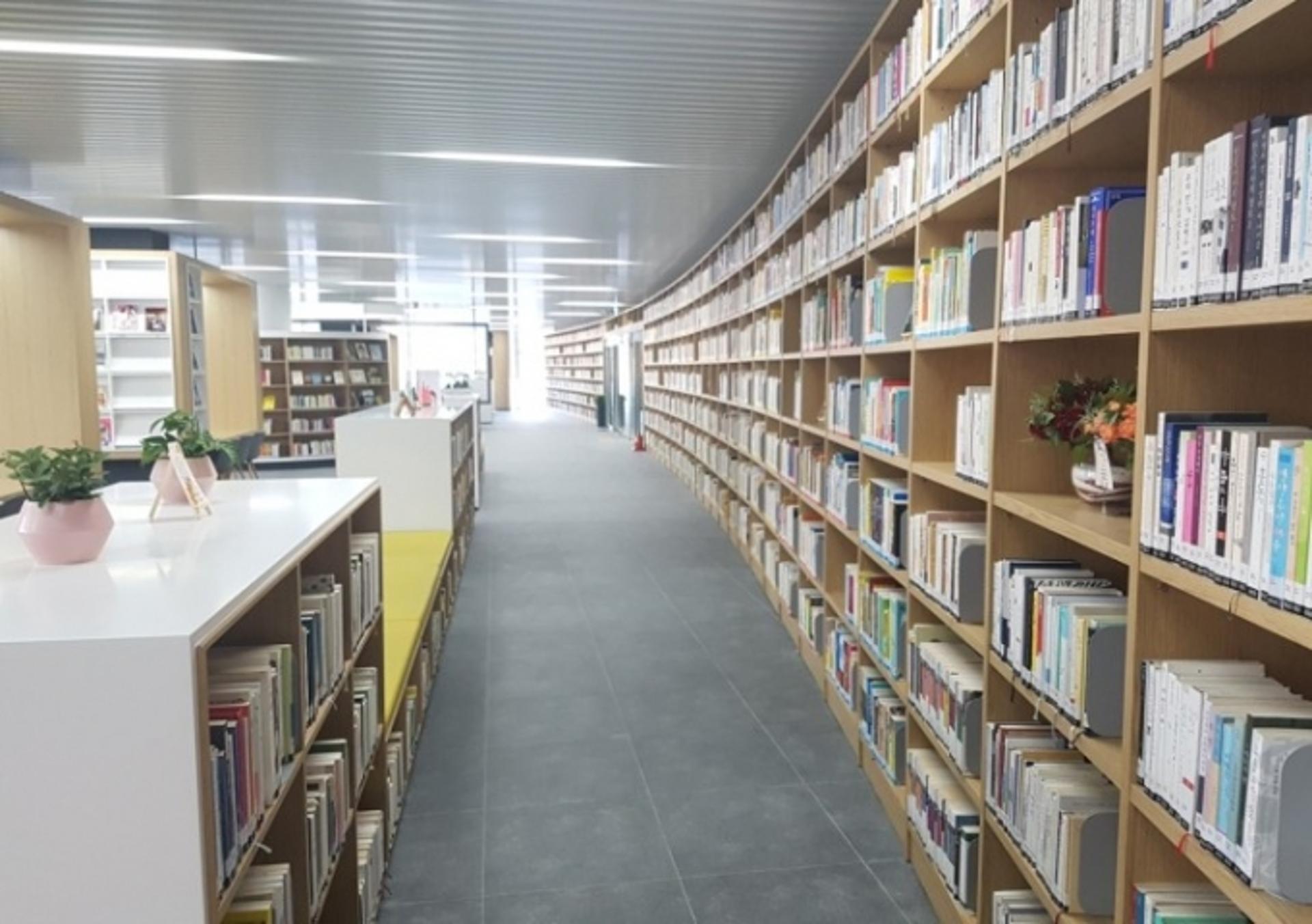 경기도청 북부청사 광장북카페, '세계 책의 날' 맞아 독서문화 행사 풍성