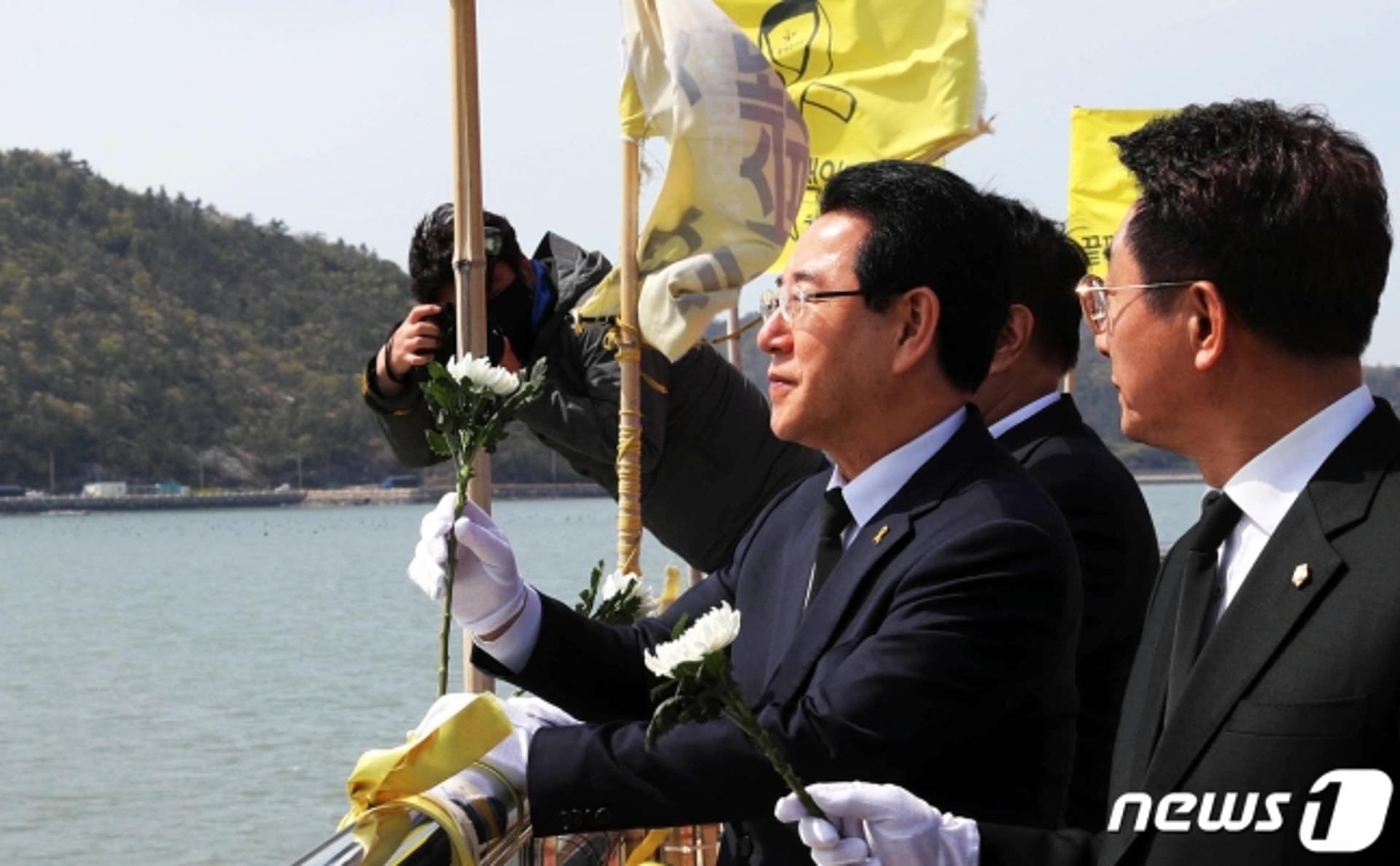 김영록 지사 "세월호 진상규명 표류에 마음 시리다"
