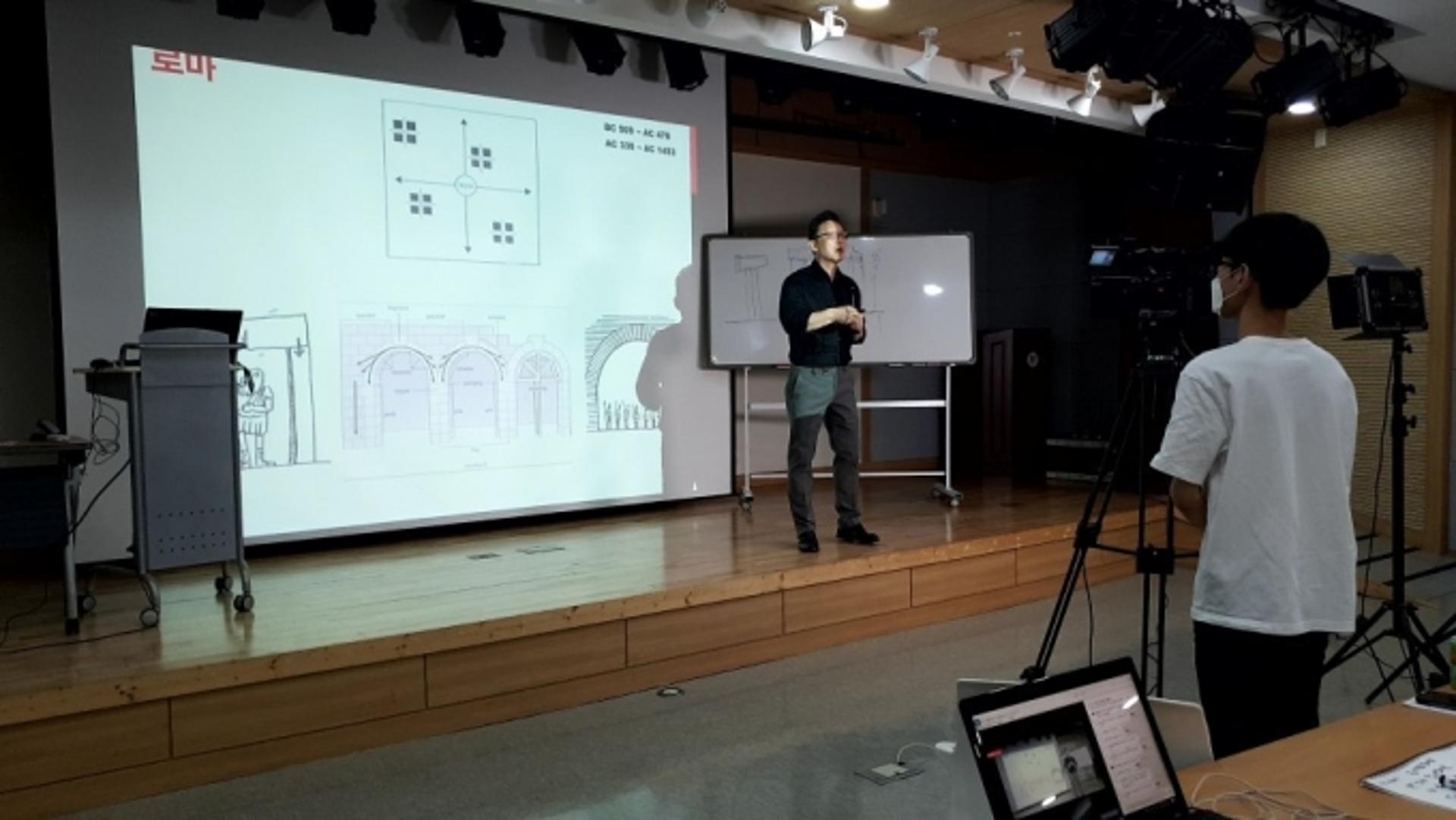 광명시 철산도서관, '독서아카데미' 3년 연속 공모 선정