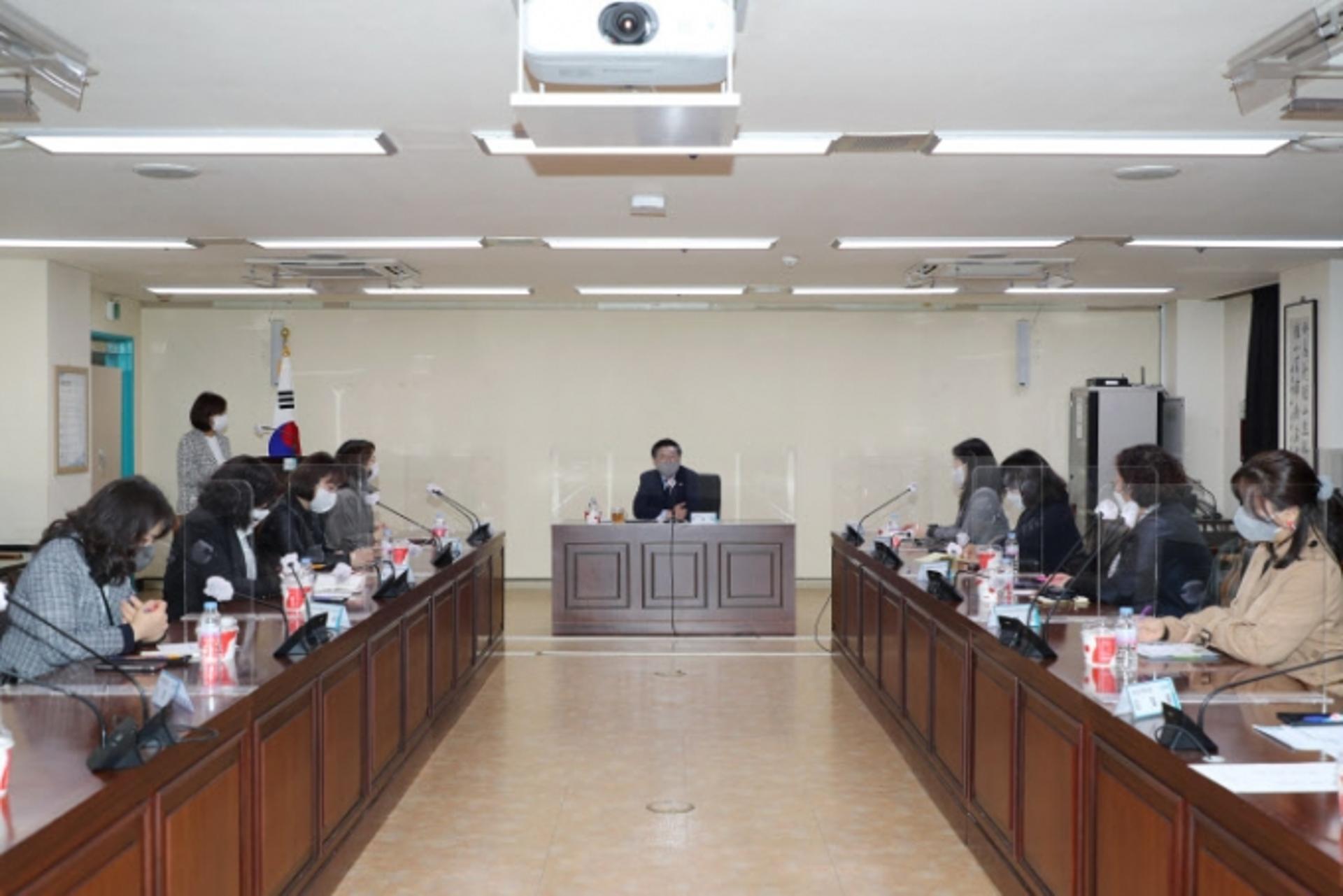 한대희 군포시장, 어린이집 방역대책 협의…어린이집 연합회 임원들과 간담회