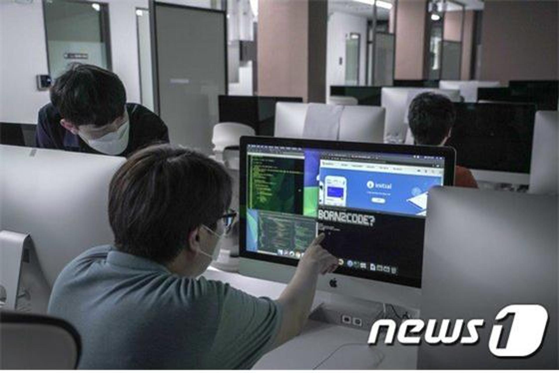 코로나가 앞당긴 디지털시대… 기업 5곳 중 2곳, IT인력 비중 커져