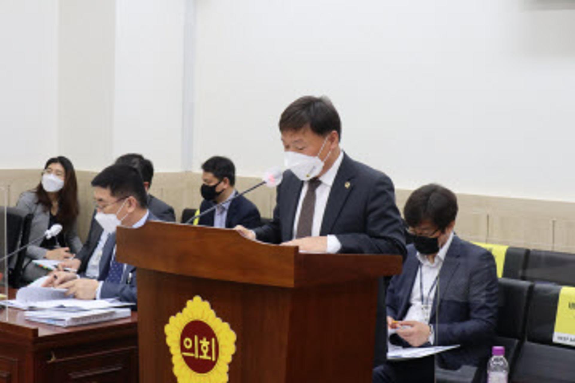 경기도 학생 통학권 법적 보장되나…'학생통학 지원 조례안' 상임위 통과