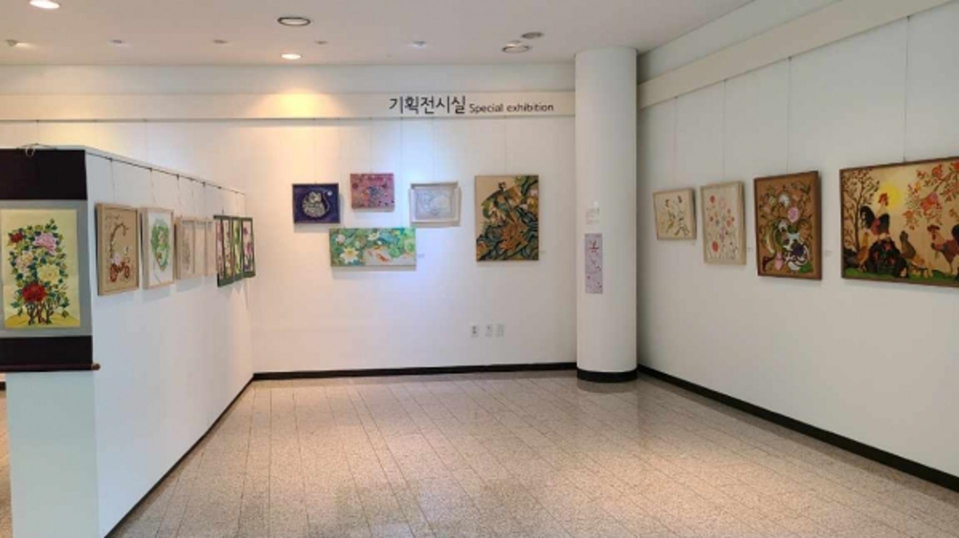여주 황학산수목원 산림박물관, '봄을 그리며' 현대민화 전시회