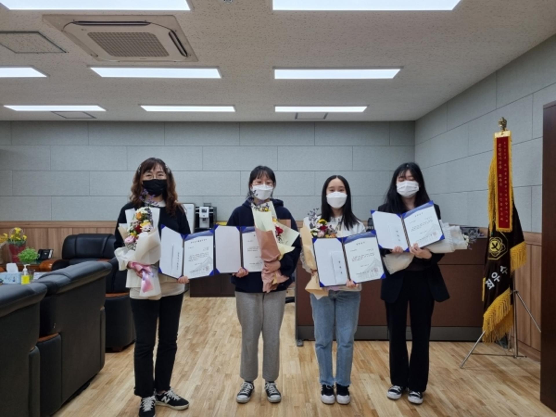 사단법인 진오나눔회, 진건·오남지역 학생 70명에 장학금 전달