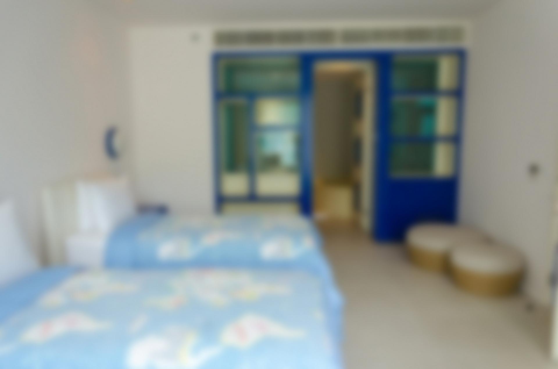 한밤 대학 여자기숙사 공포… 무단 침입해 난동부린 남자 4명 누구?