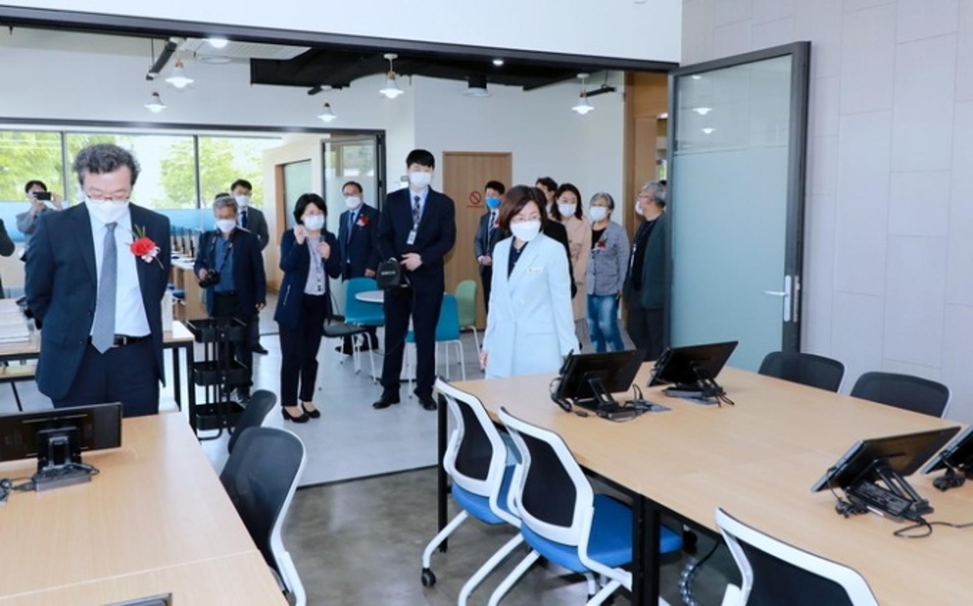 안성시, 보개도서관 '책문화센터' 개관